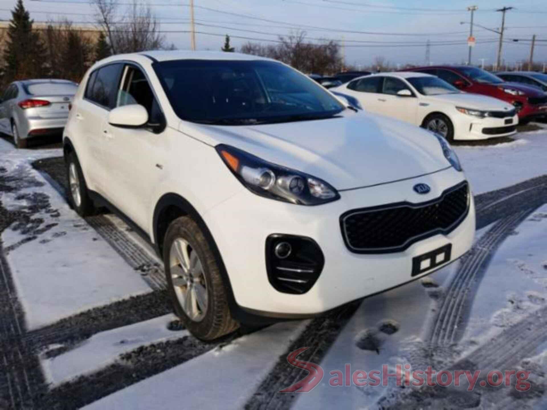 KNDPMCAC7J7486831 2018 KIA SPORTAGE