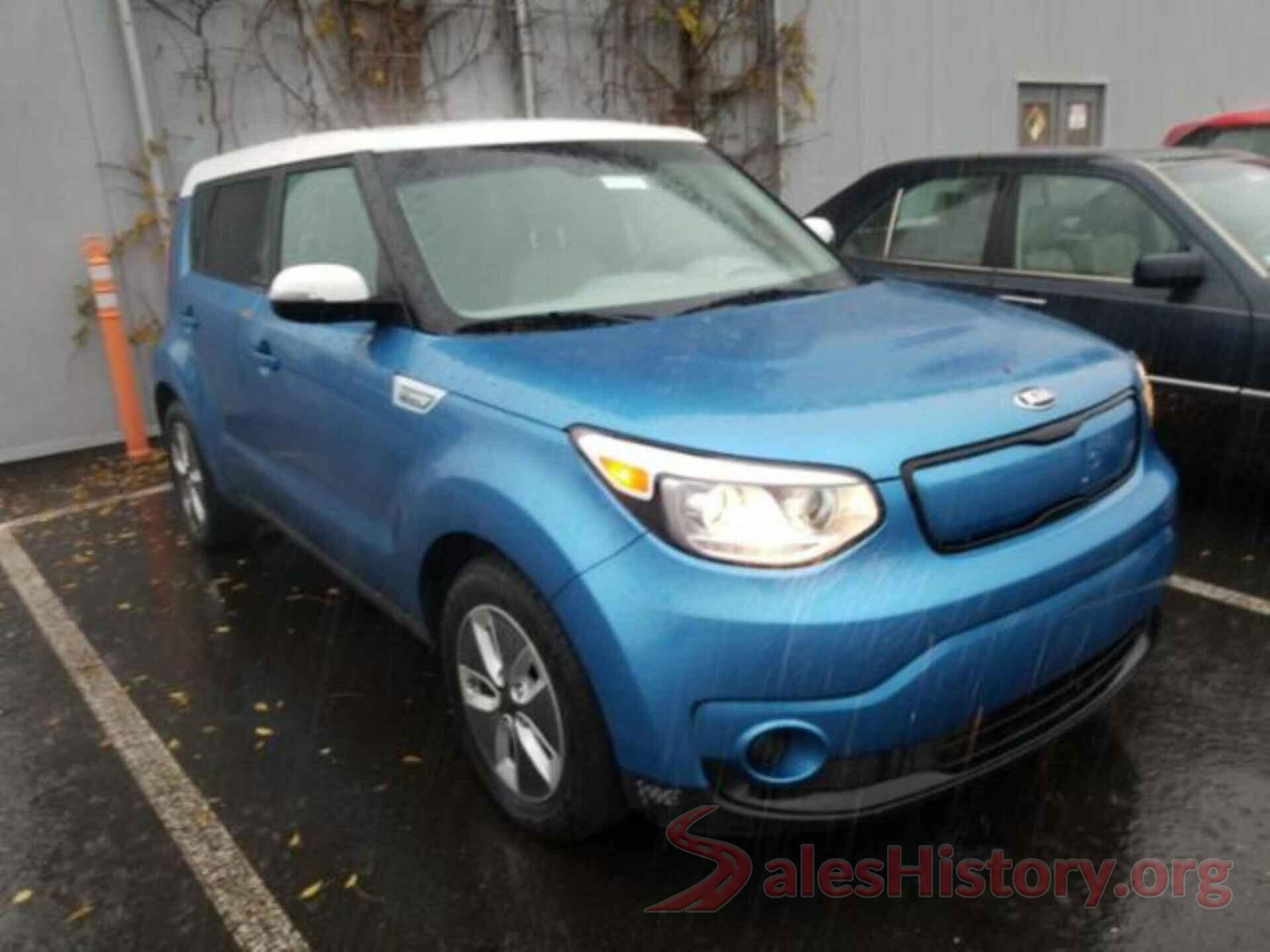 KNDJP3AE4J7032356 2018 KIA SOUL EV