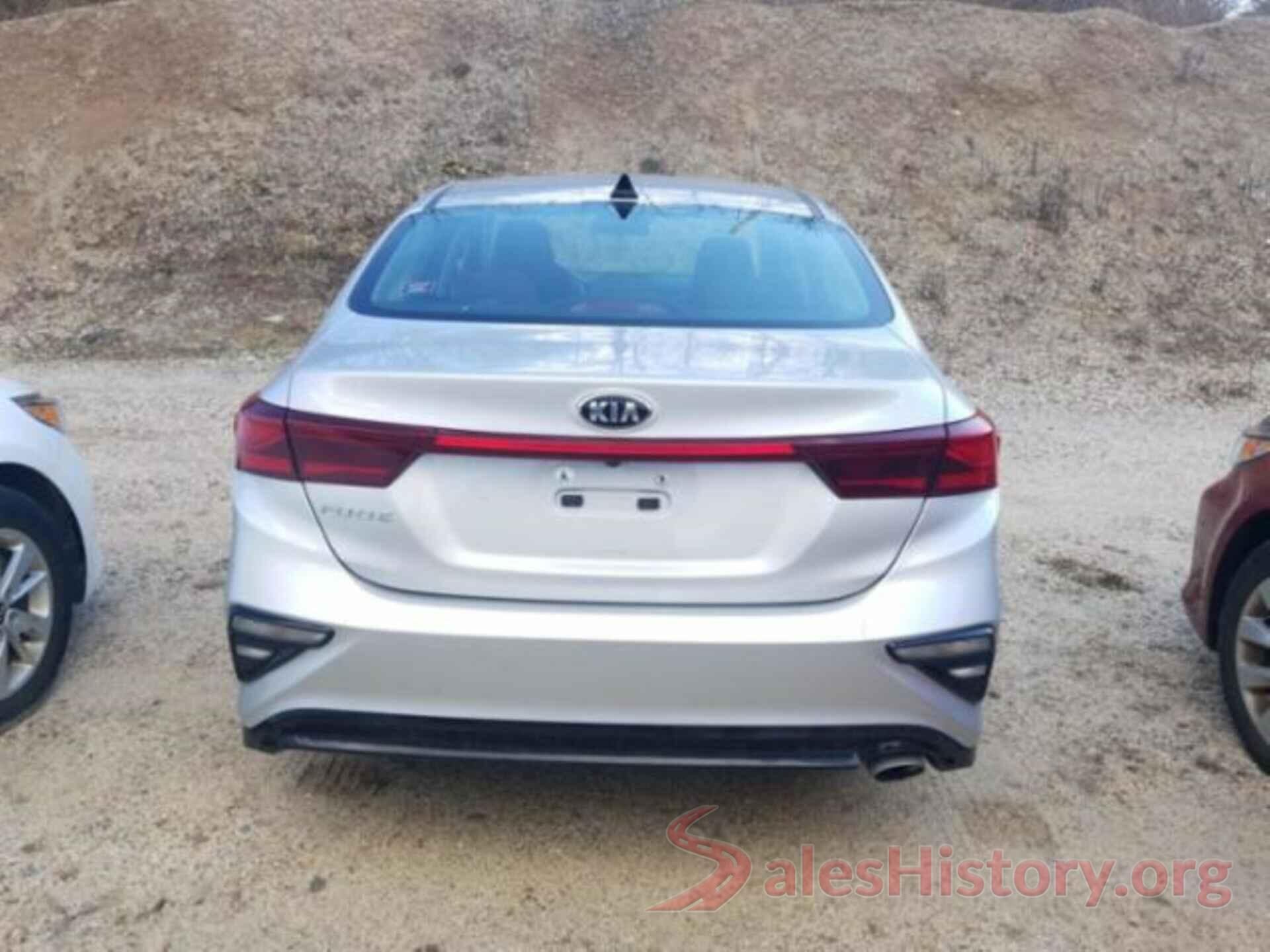 3KPF24AD0KE060464 2019 KIA FORTE