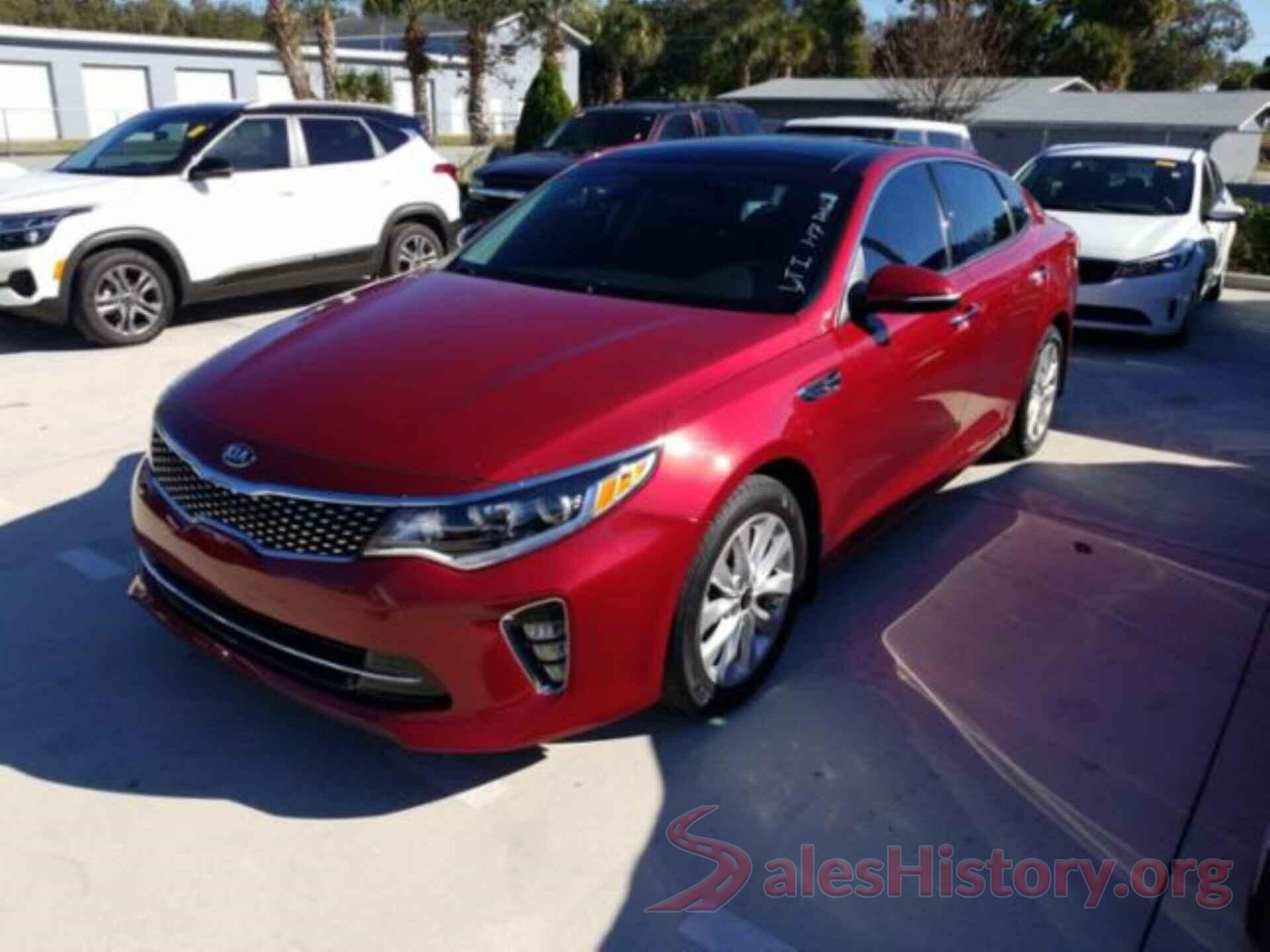 5XXGT4L32JG235650 2018 KIA OPTIMA