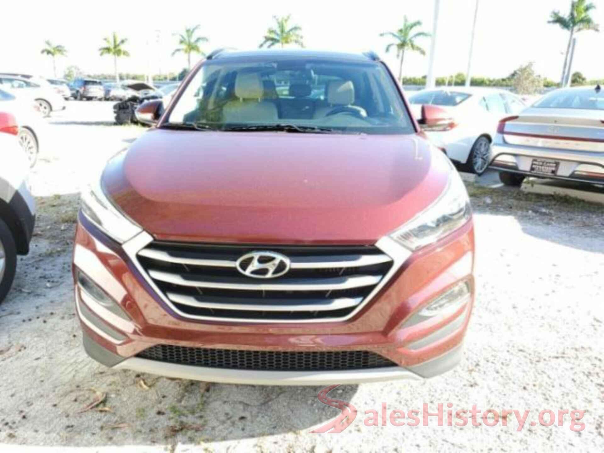 KM8J33A2XHU561514 2017 HYUNDAI TUCSON