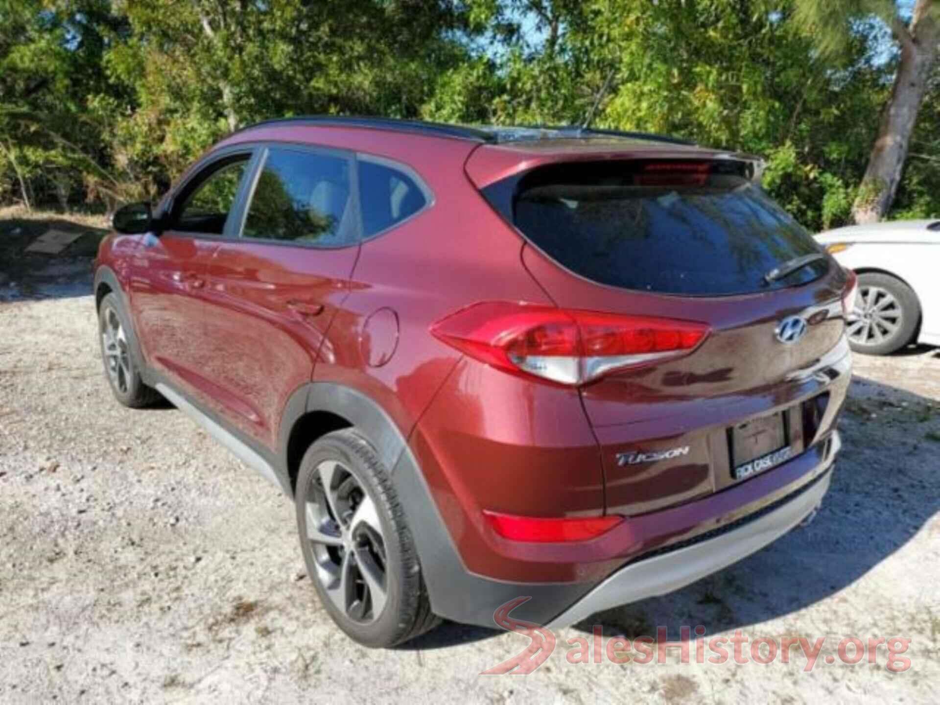 KM8J33A2XHU561514 2017 HYUNDAI TUCSON