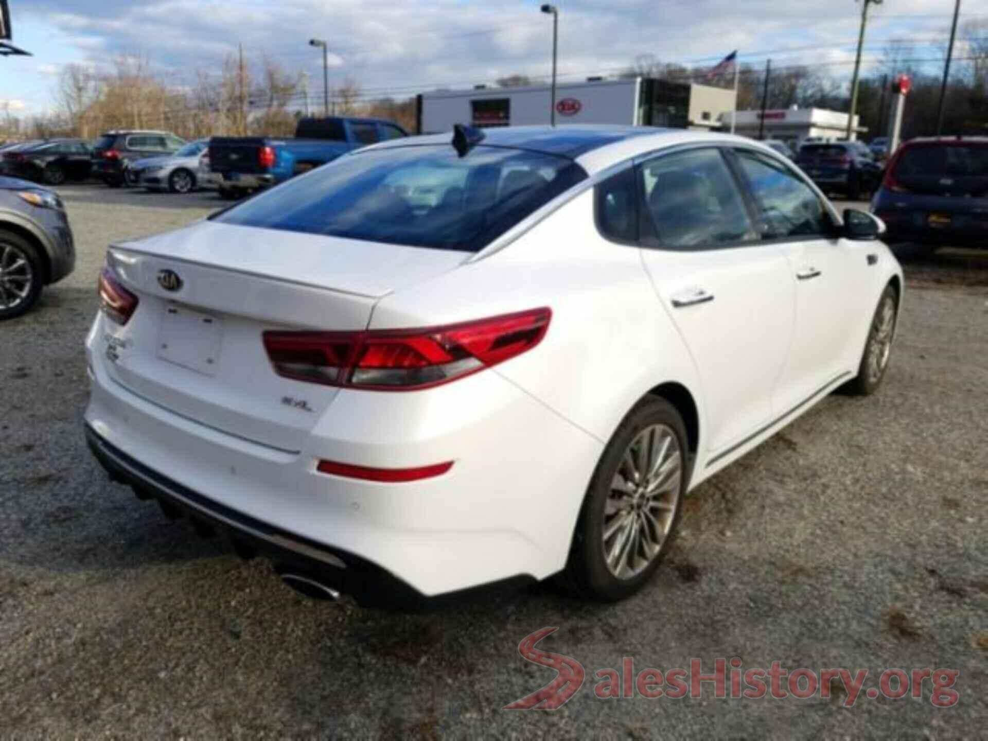 5XXGV4L23KG289574 2019 KIA OPTIMA