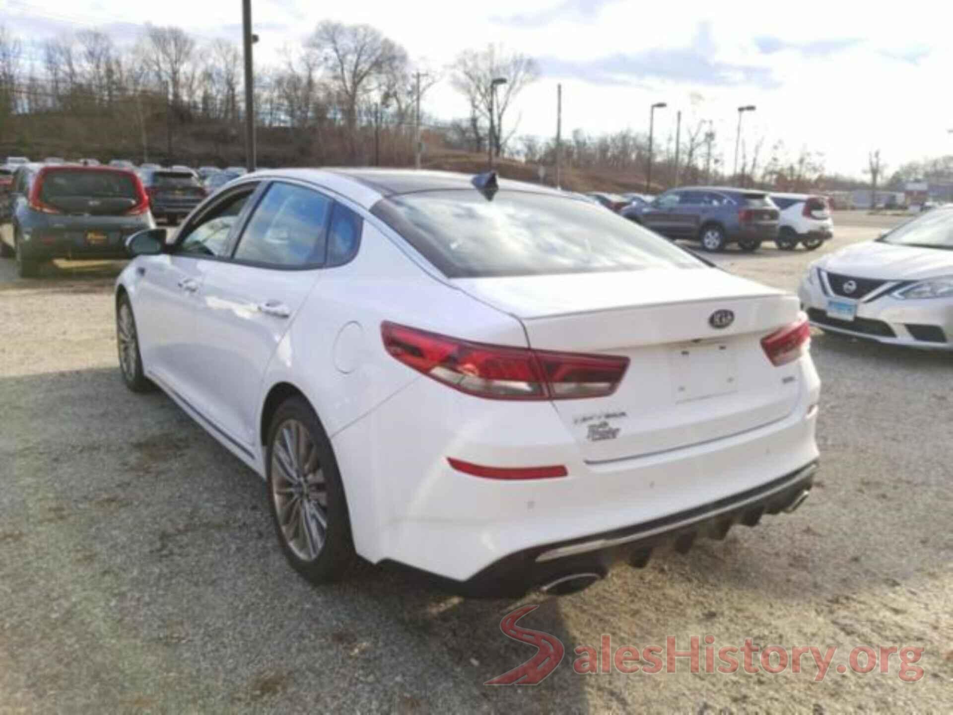 5XXGV4L23KG289574 2019 KIA OPTIMA