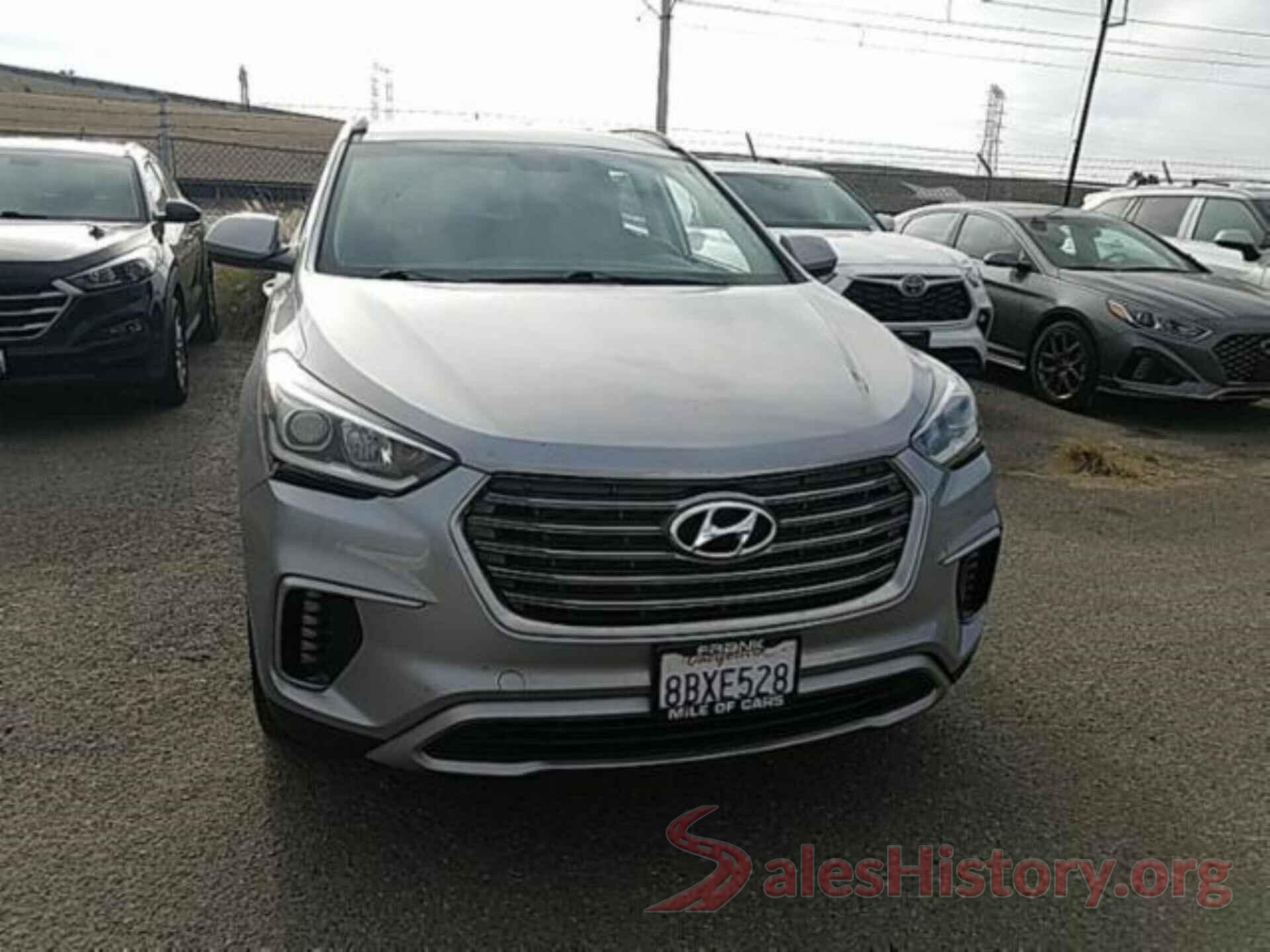 KM8SM4HF3JU268687 2018 HYUNDAI SANTA FE