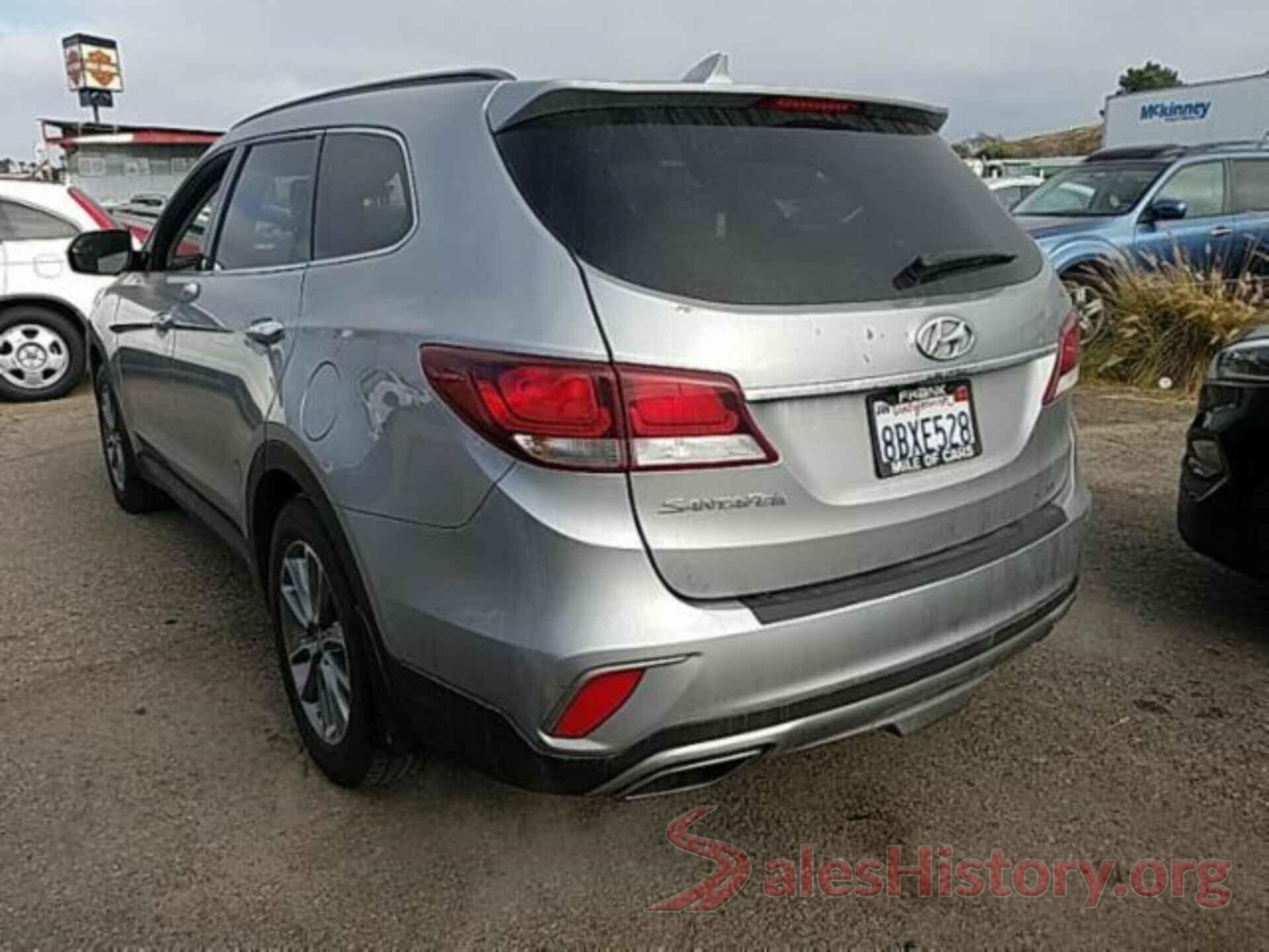 KM8SM4HF3JU268687 2018 HYUNDAI SANTA FE