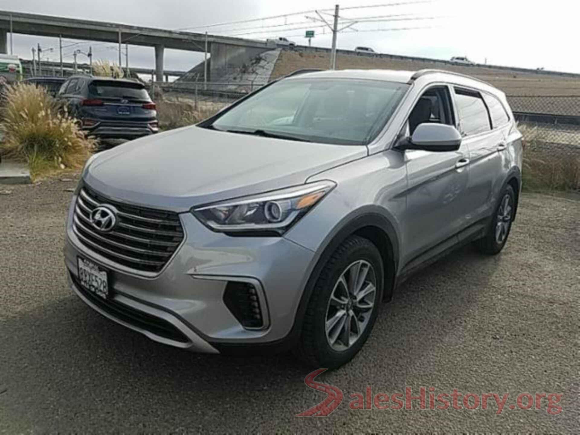 KM8SM4HF3JU268687 2018 HYUNDAI SANTA FE