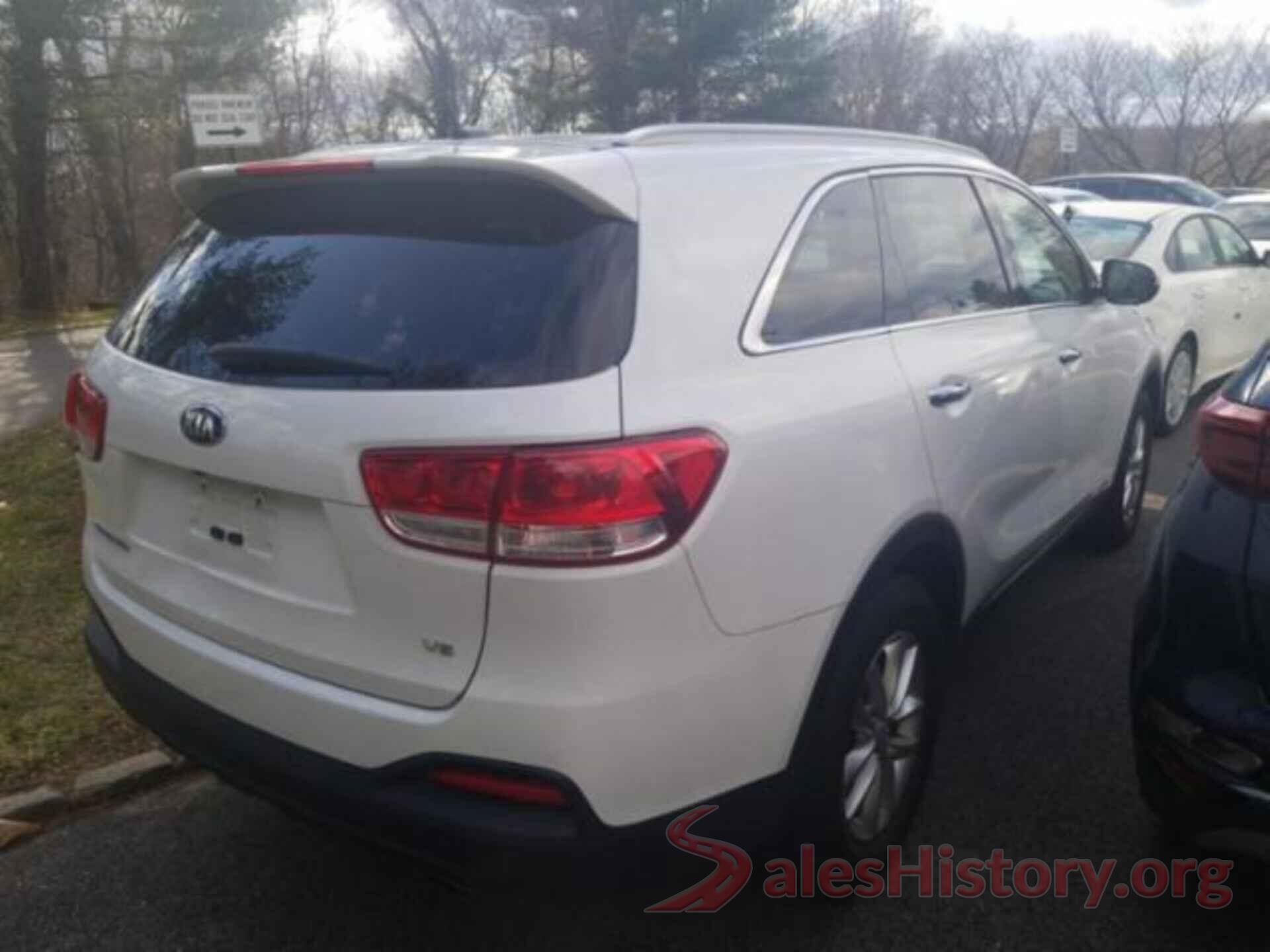 5XYPGDA51HG202637 2017 KIA SORENTO