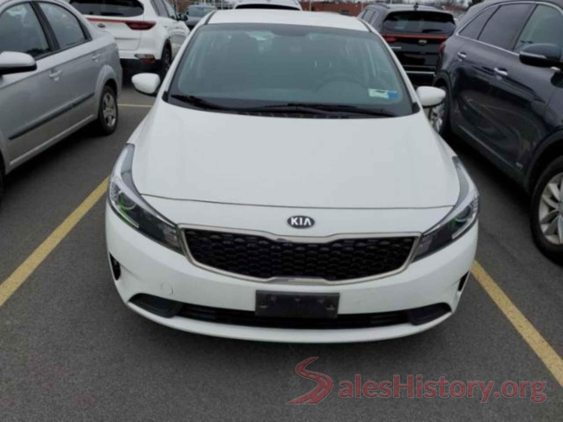 3KPFL4A78JE192040 2018 KIA FORTE