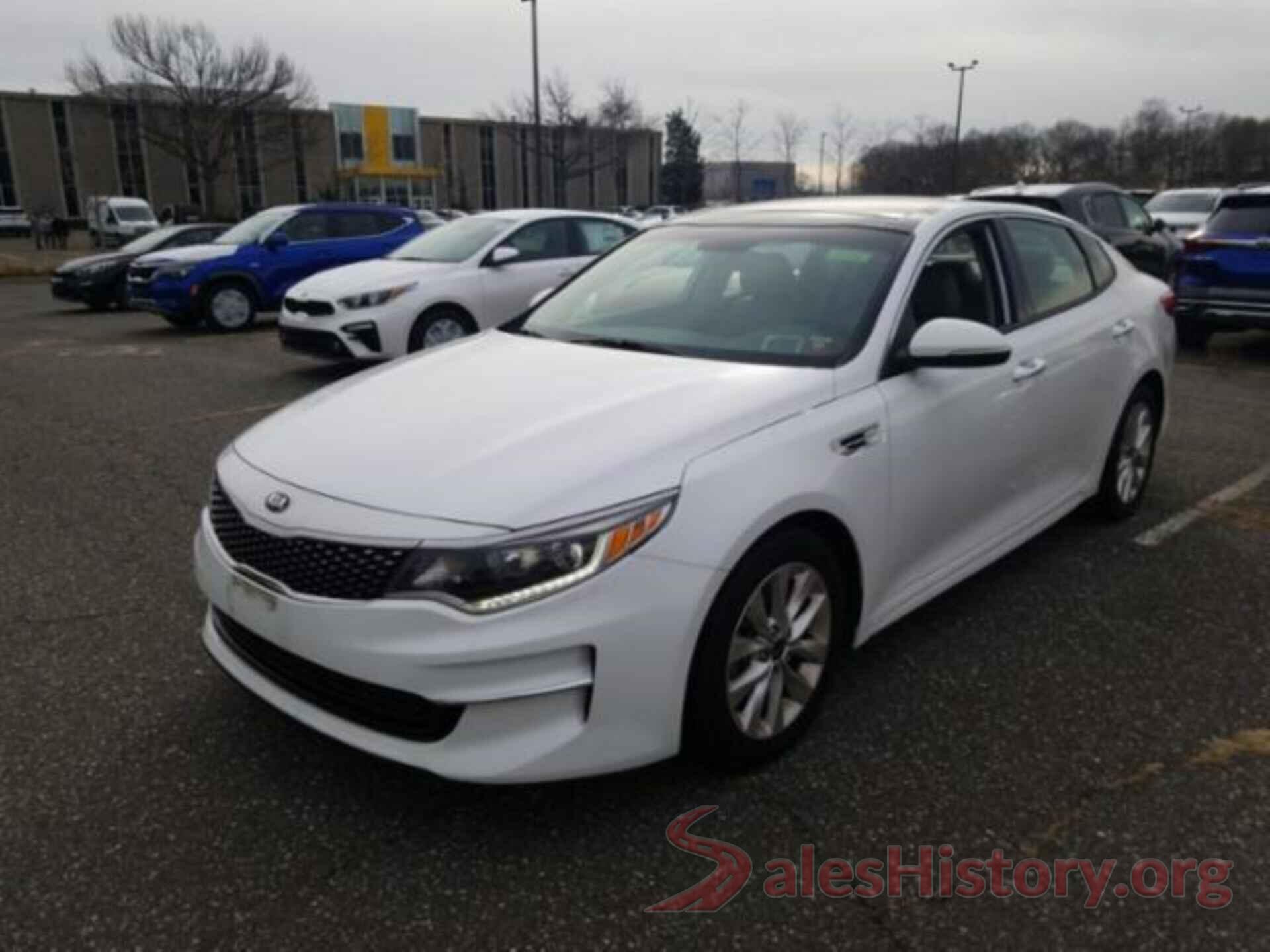 5XXGU4L39JG216364 2018 KIA OPTIMA