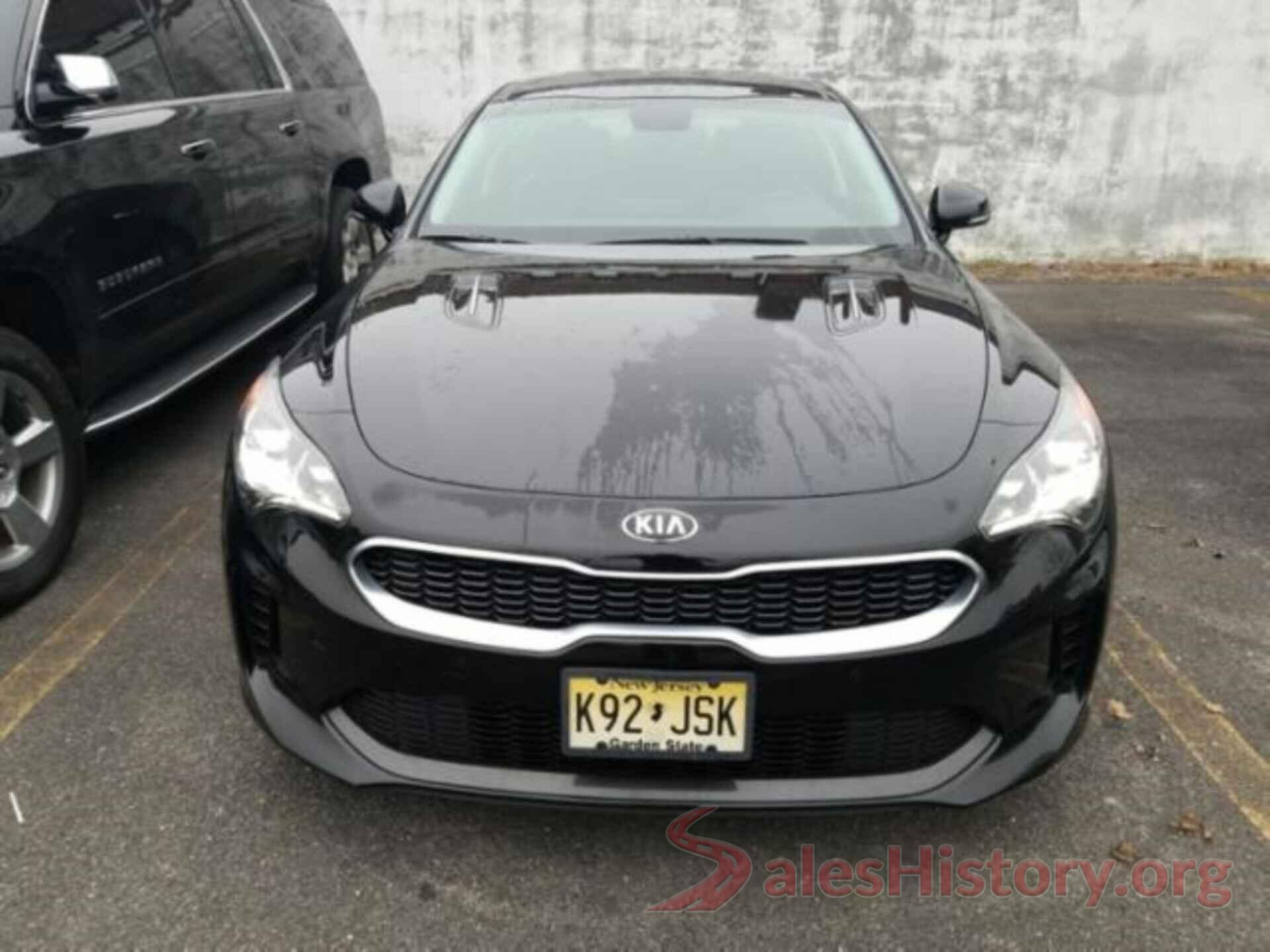 KNAE25LA3J6011796 2018 KIA STINGER