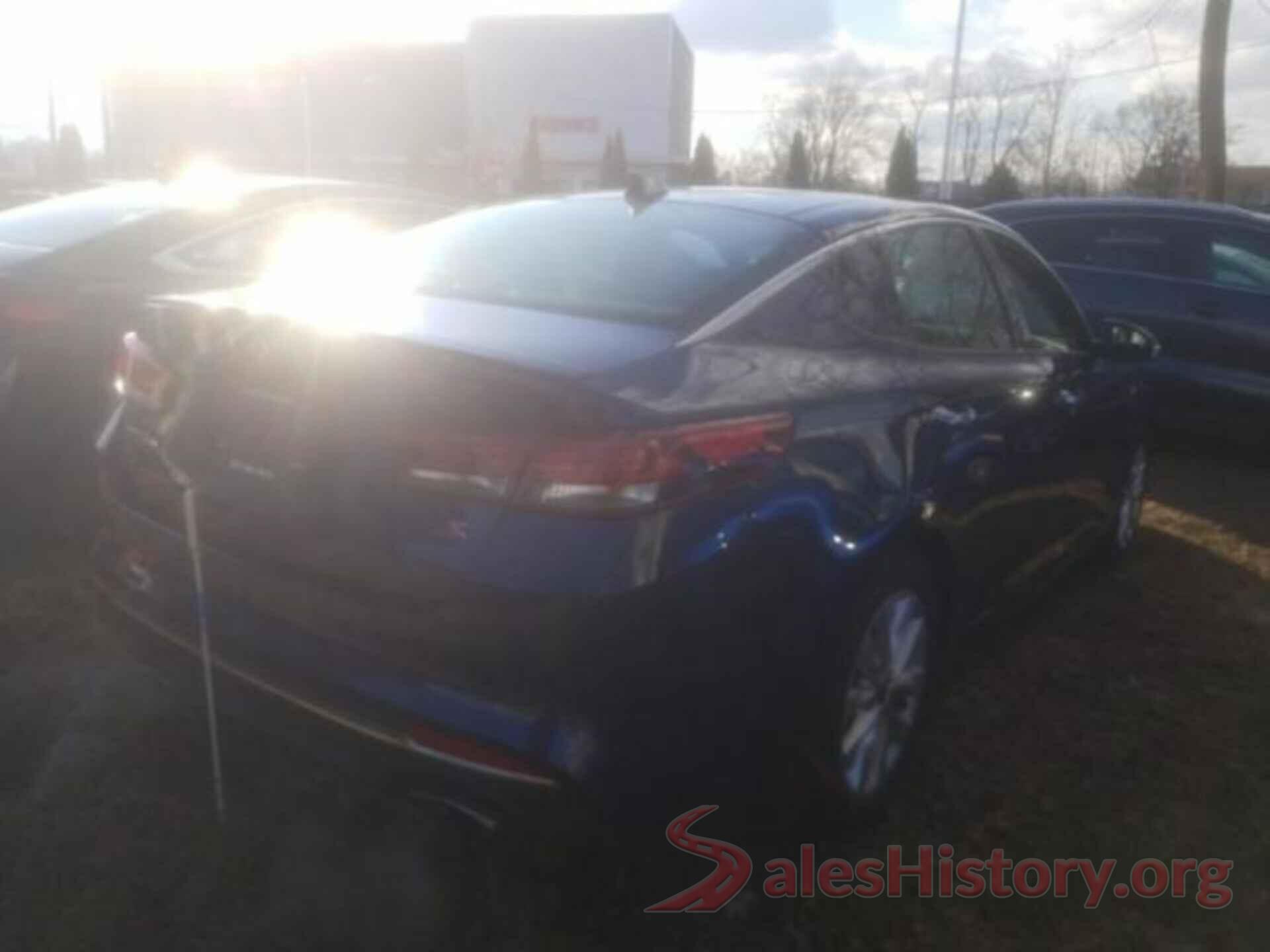 5XXGT4L31JG240712 2018 KIA OPTIMA