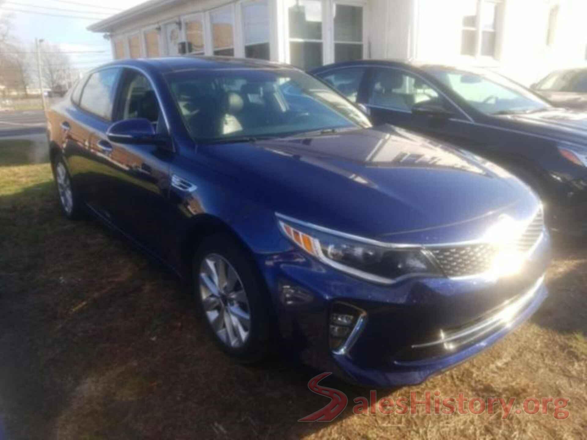 5XXGT4L31JG240712 2018 KIA OPTIMA