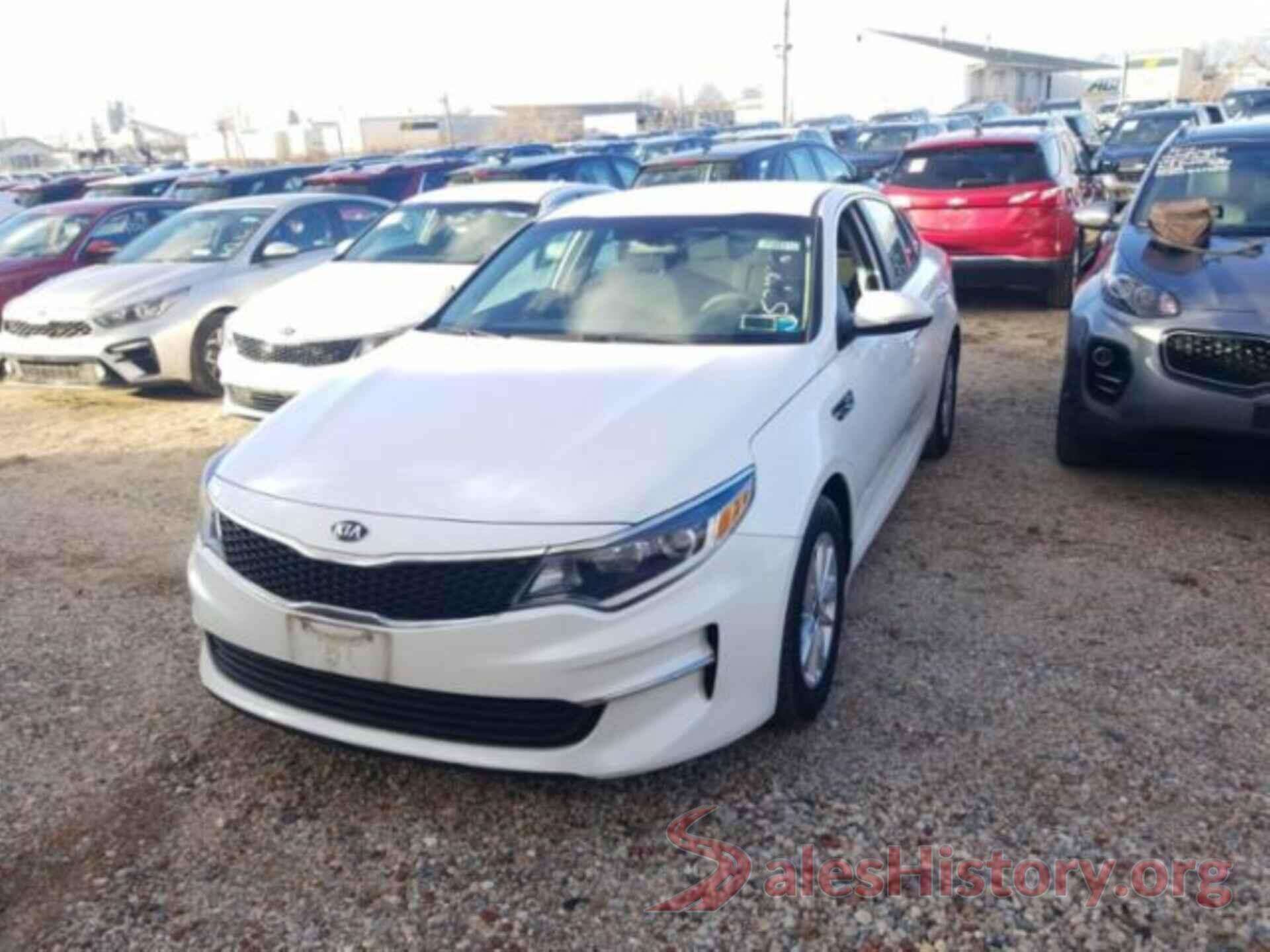 KNAGT4L39J5212769 2018 KIA OPTIMA