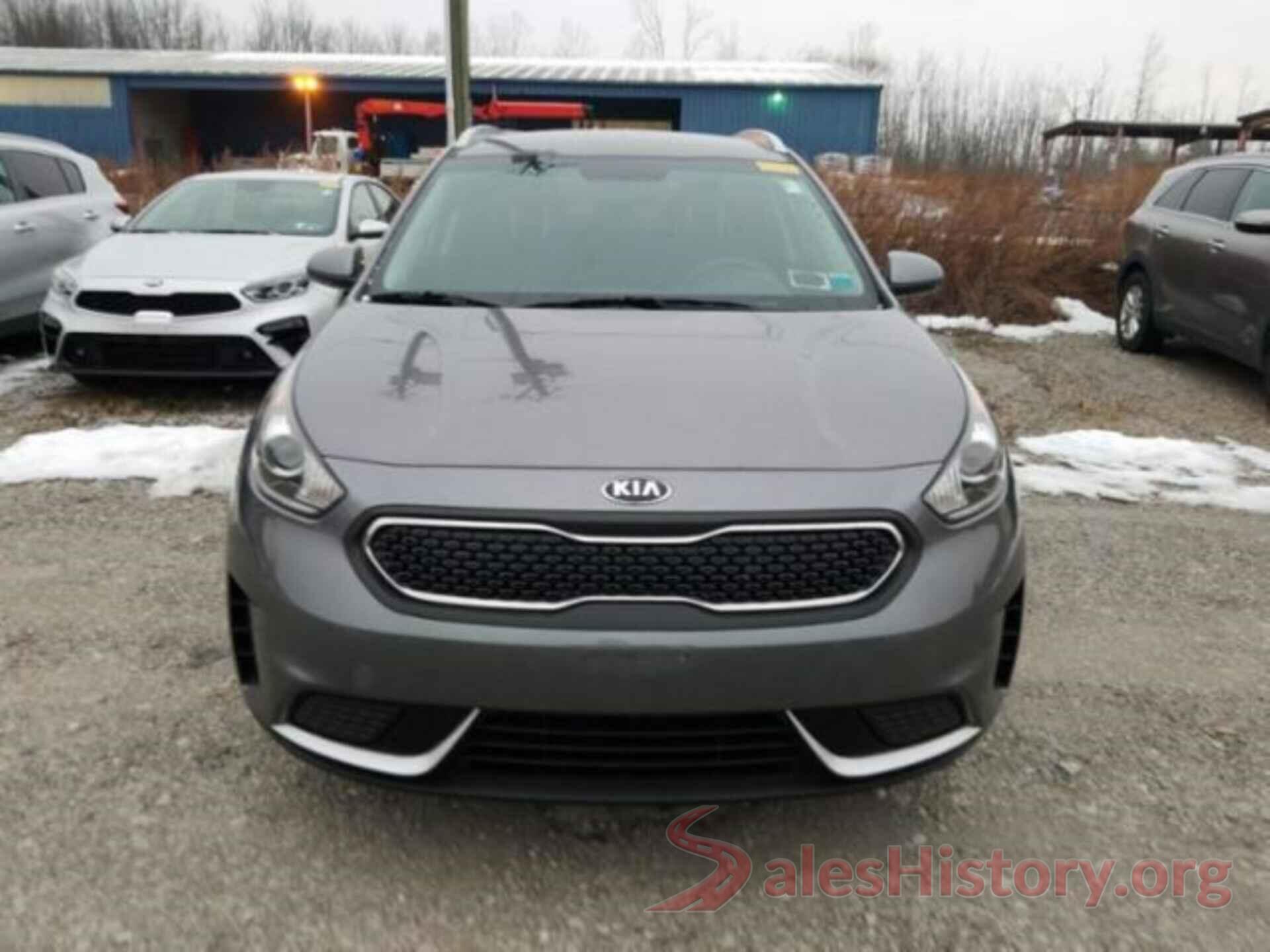 KNDCB3LC6J5110358 2018 KIA NIRO