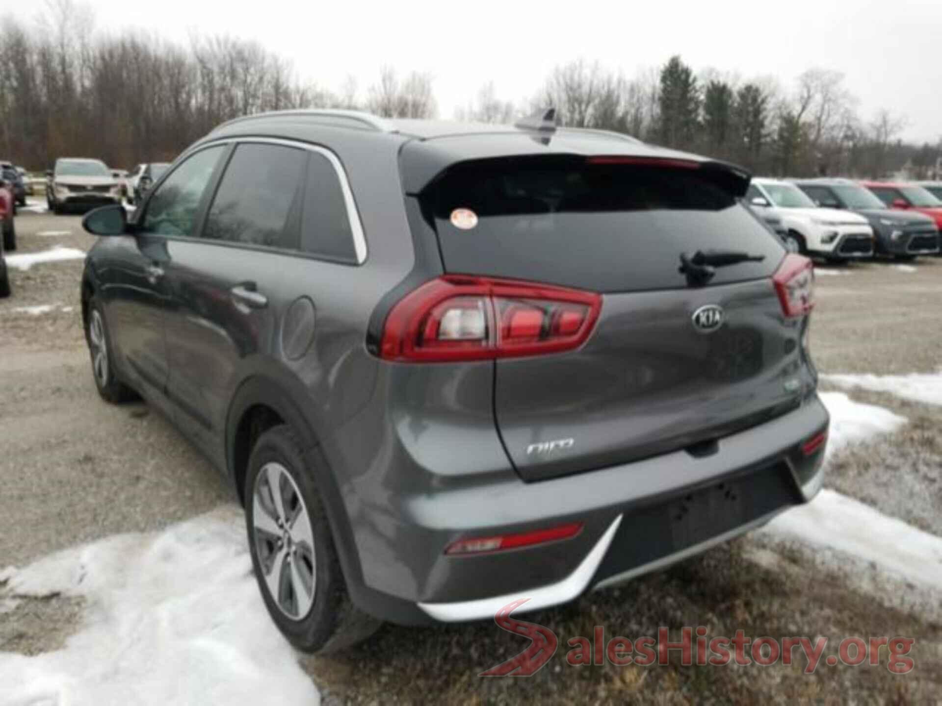 KNDCB3LC6J5110358 2018 KIA NIRO