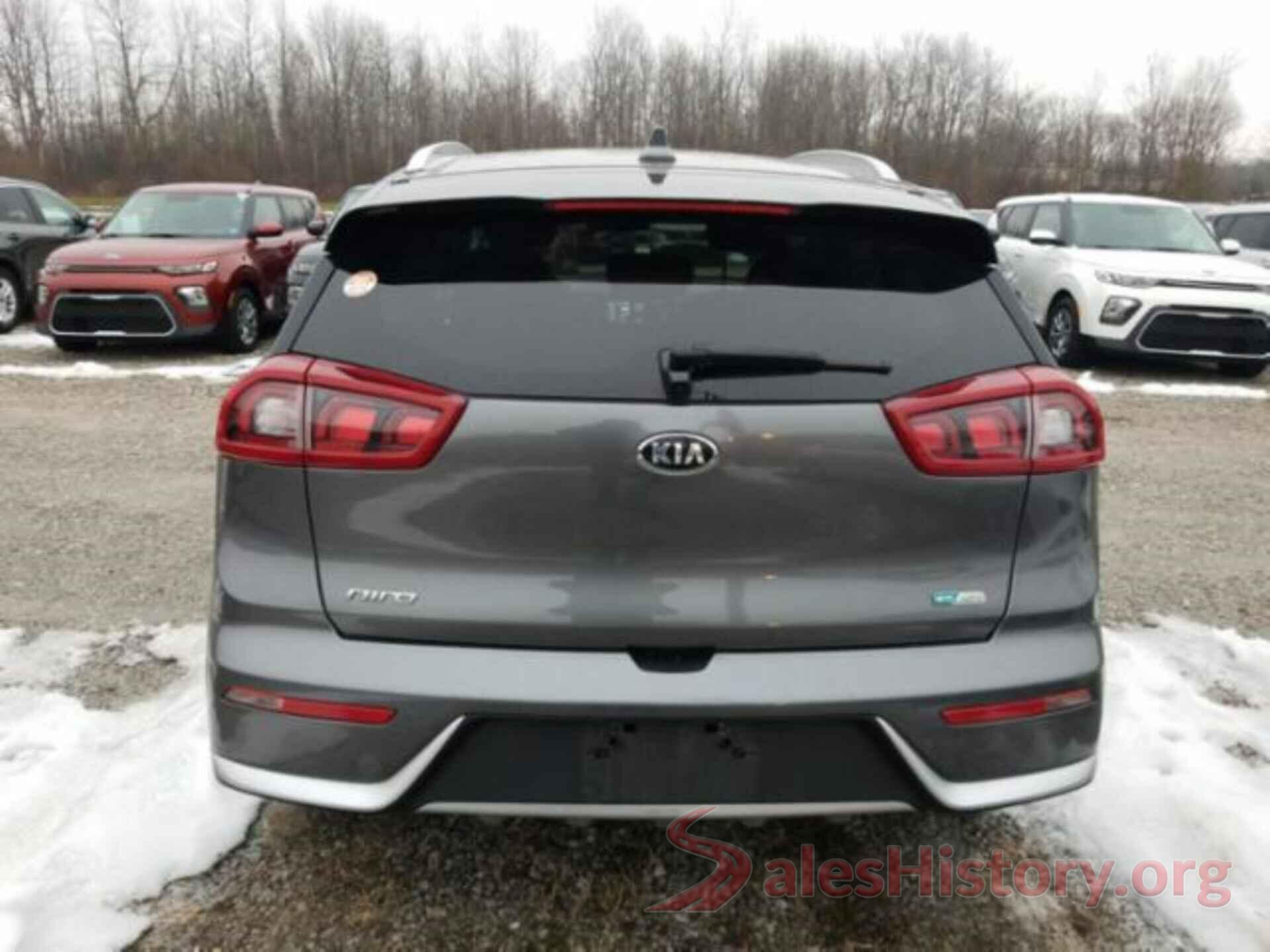 KNDCB3LC6J5110358 2018 KIA NIRO