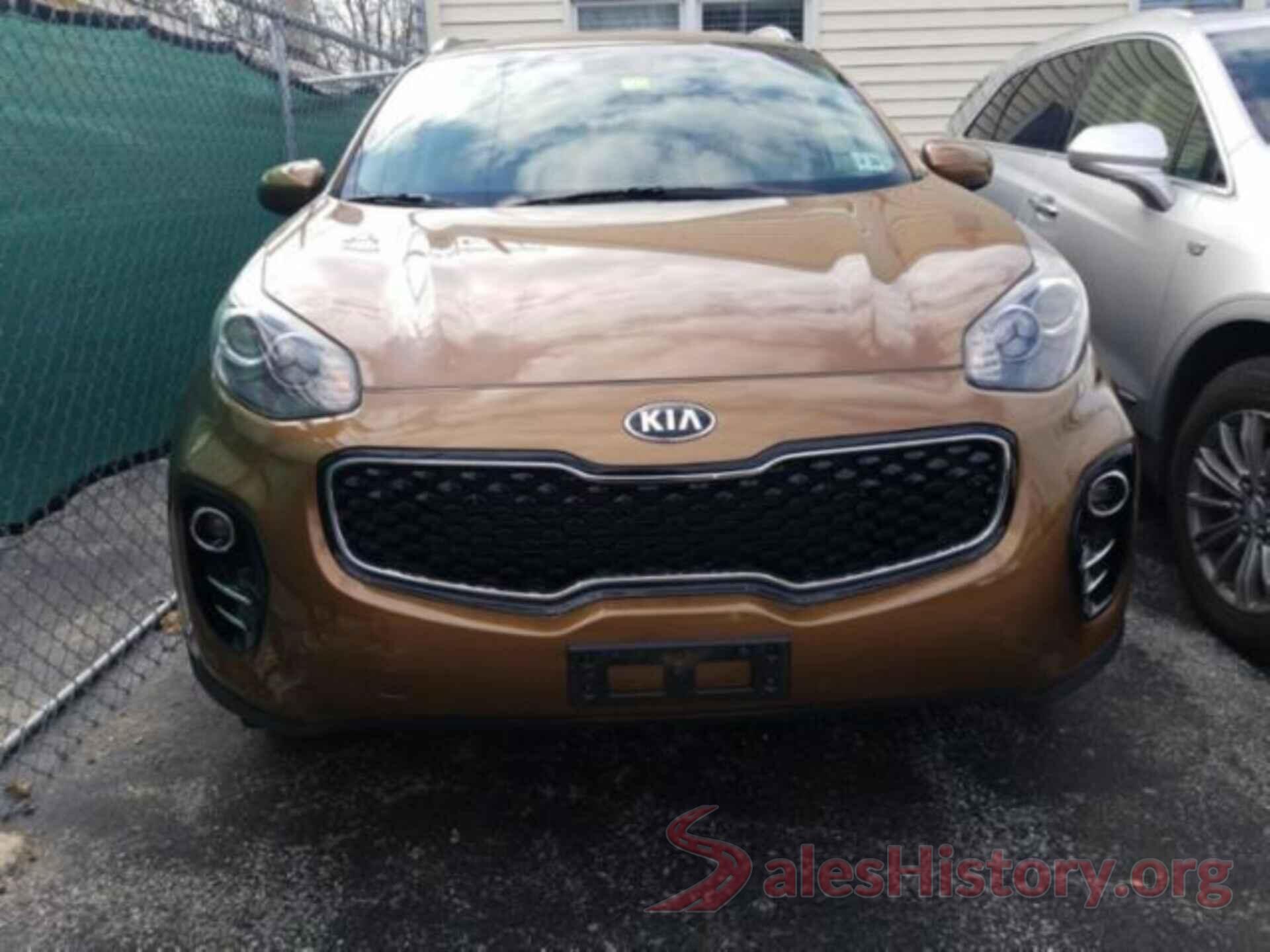 KNDPMCAC5J7394228 2018 KIA SPORTAGE