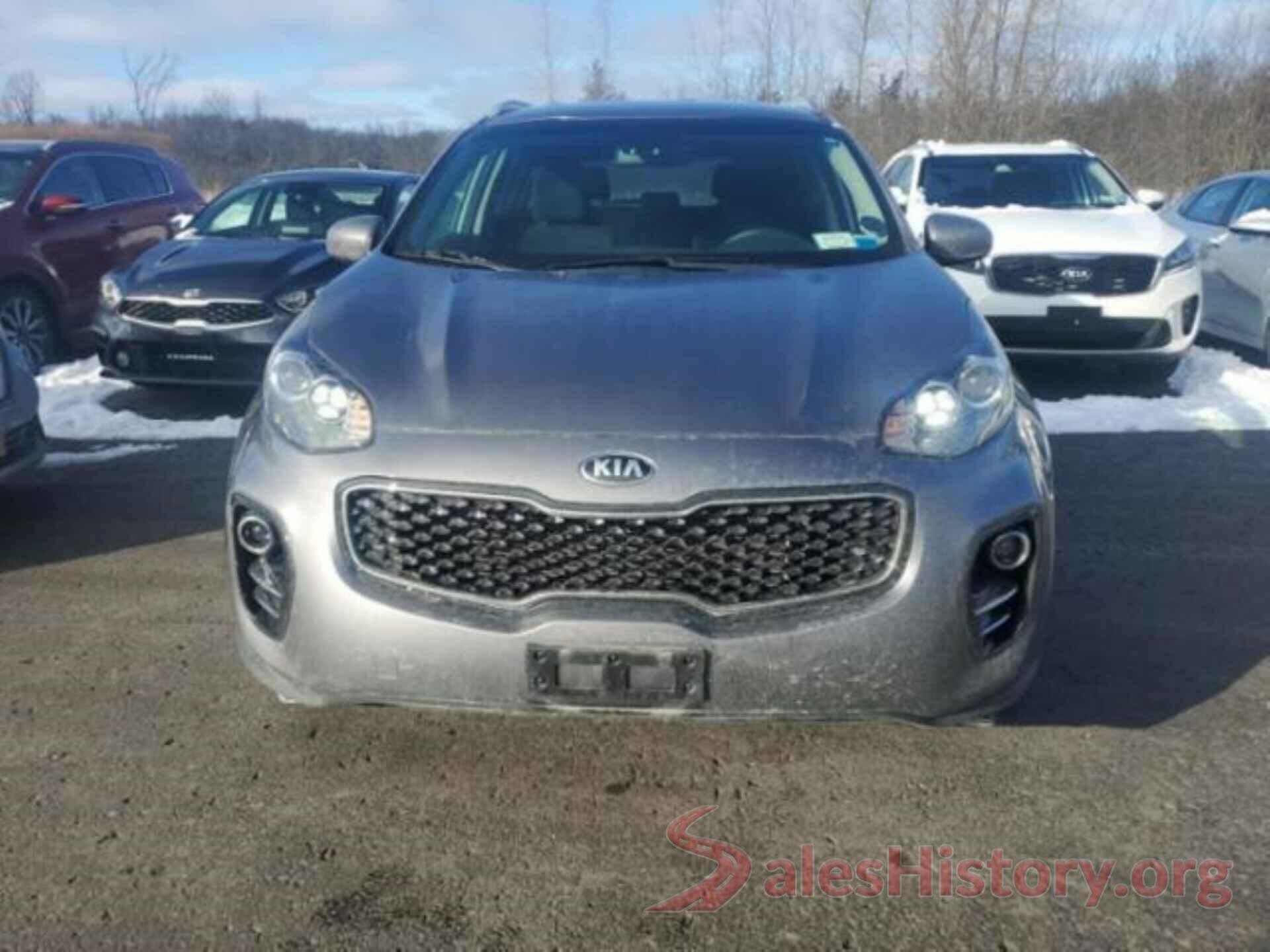 KNDPMCAC5J7446425 2018 KIA SPORTAGE