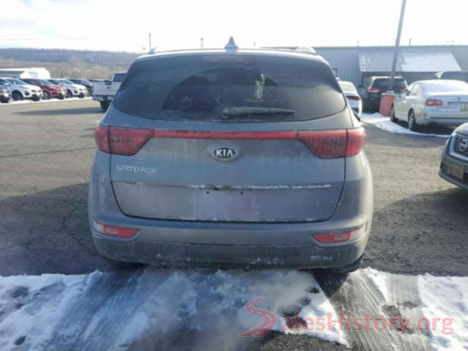 KNDPMCAC5J7446425 2018 KIA SPORTAGE