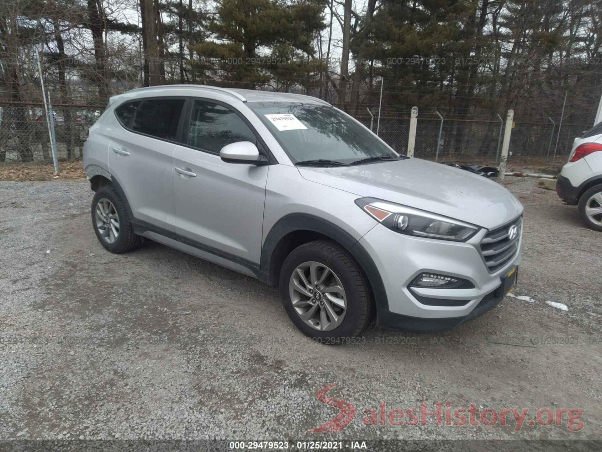 KM8J3CA41HU289646 2017 HYUNDAI TUCSON