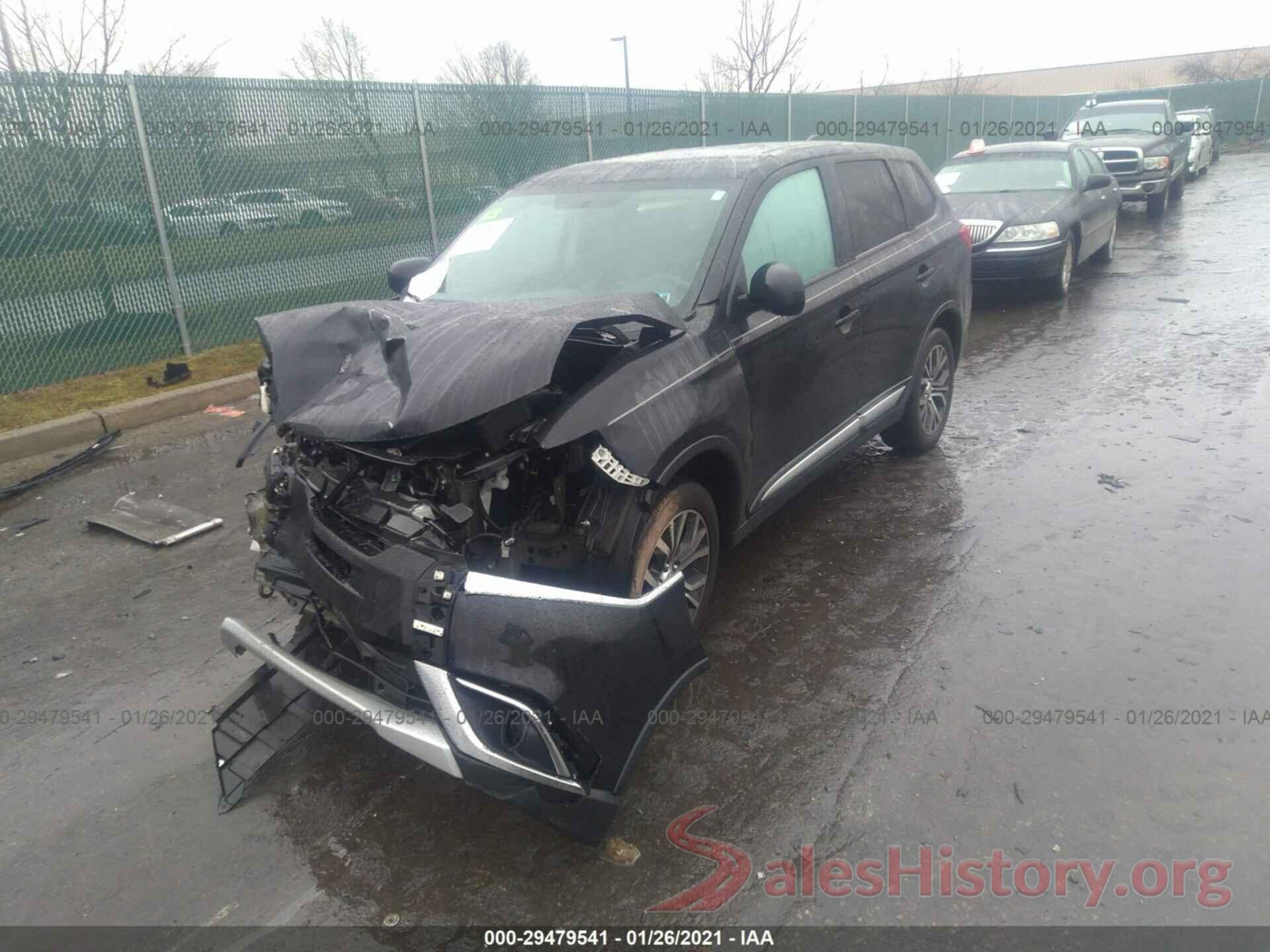 JA4AD2A35JZ069870 2018 MITSUBISHI OUTLANDER