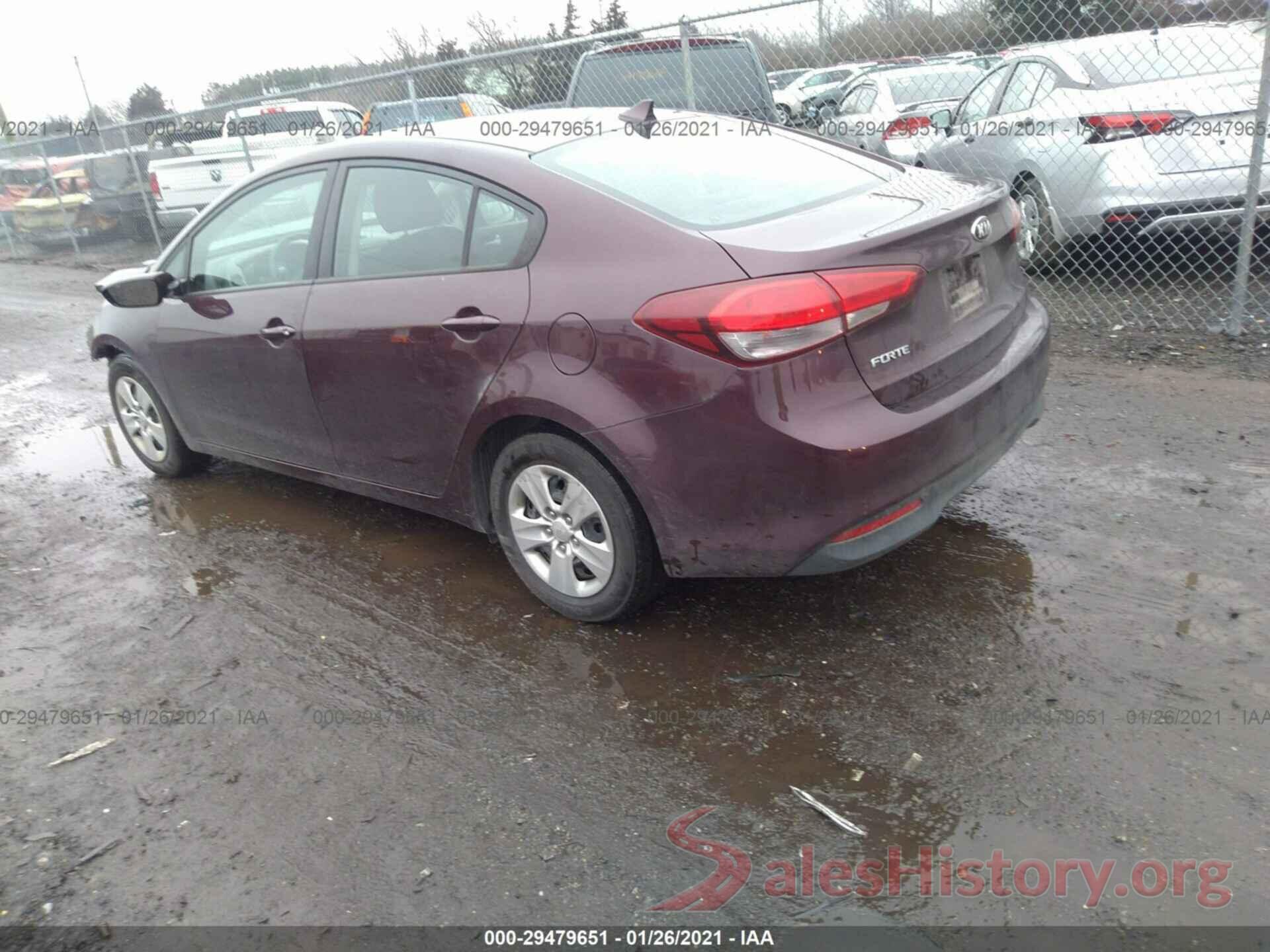 3KPFK4A71JE276610 2018 KIA FORTE