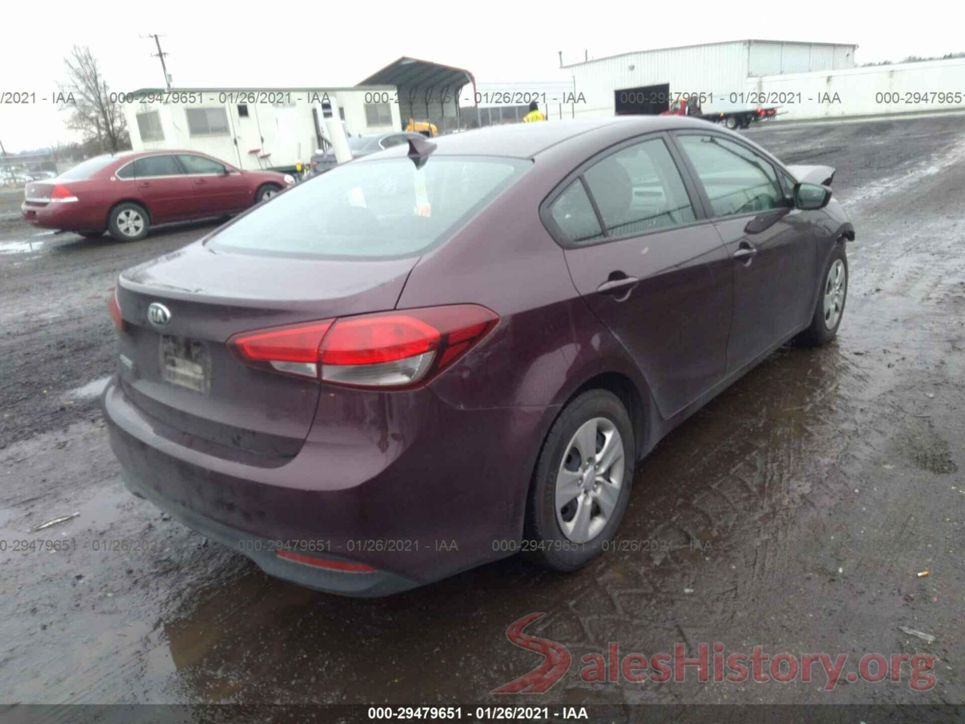 3KPFK4A71JE276610 2018 KIA FORTE