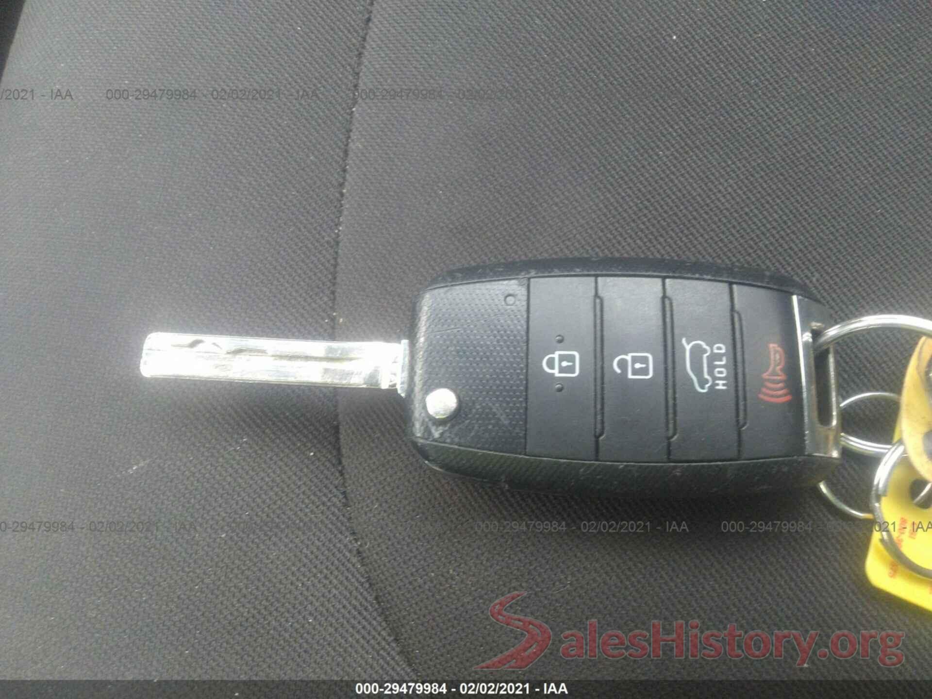 KNDJN2A28H7444005 2017 KIA SOUL