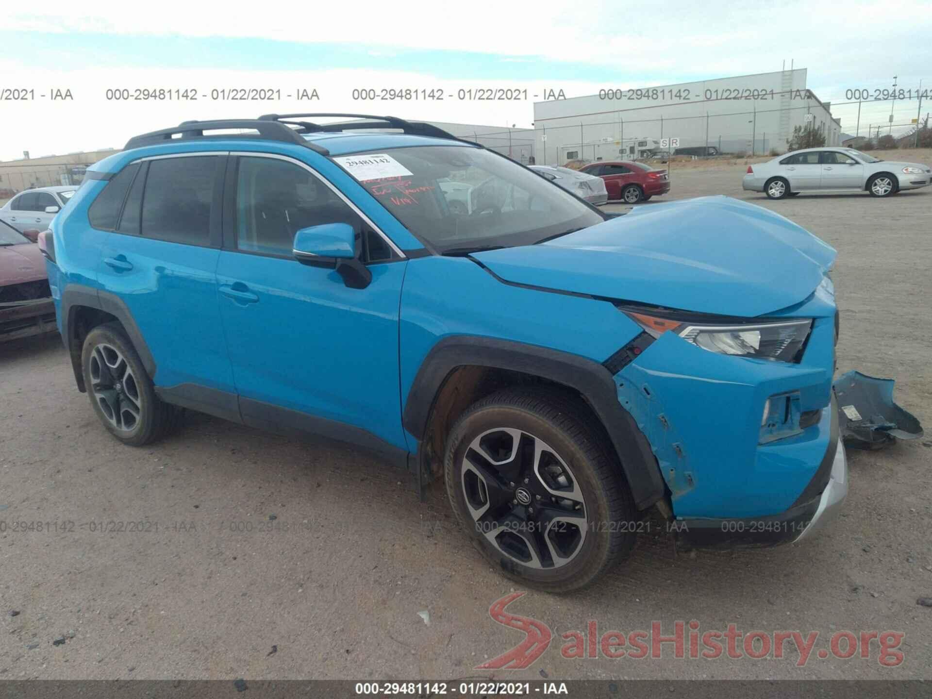 2T3J1RFV2KC018895 2019 TOYOTA RAV4