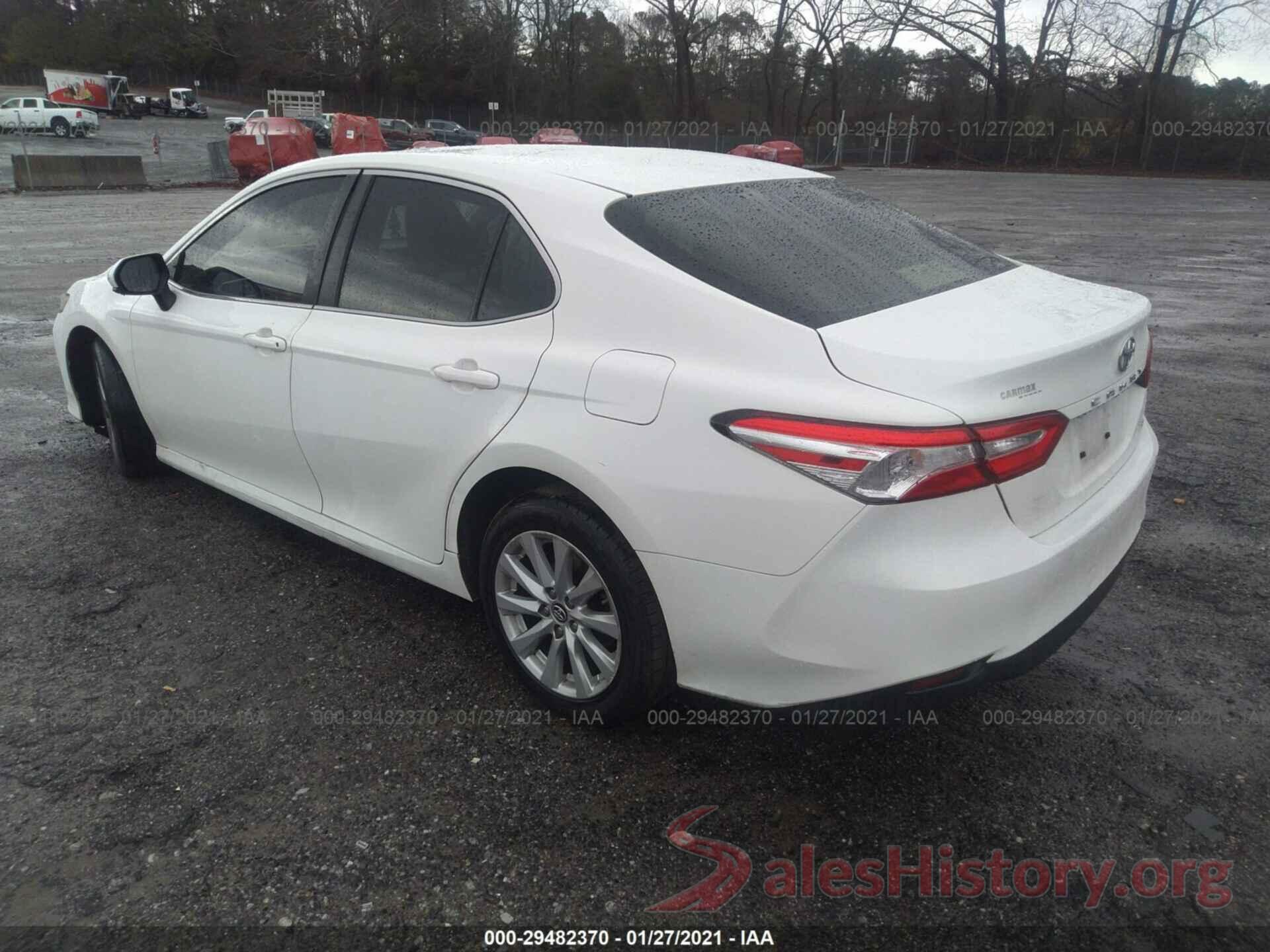 JTNB11HK0J3034081 2018 TOYOTA CAMRY