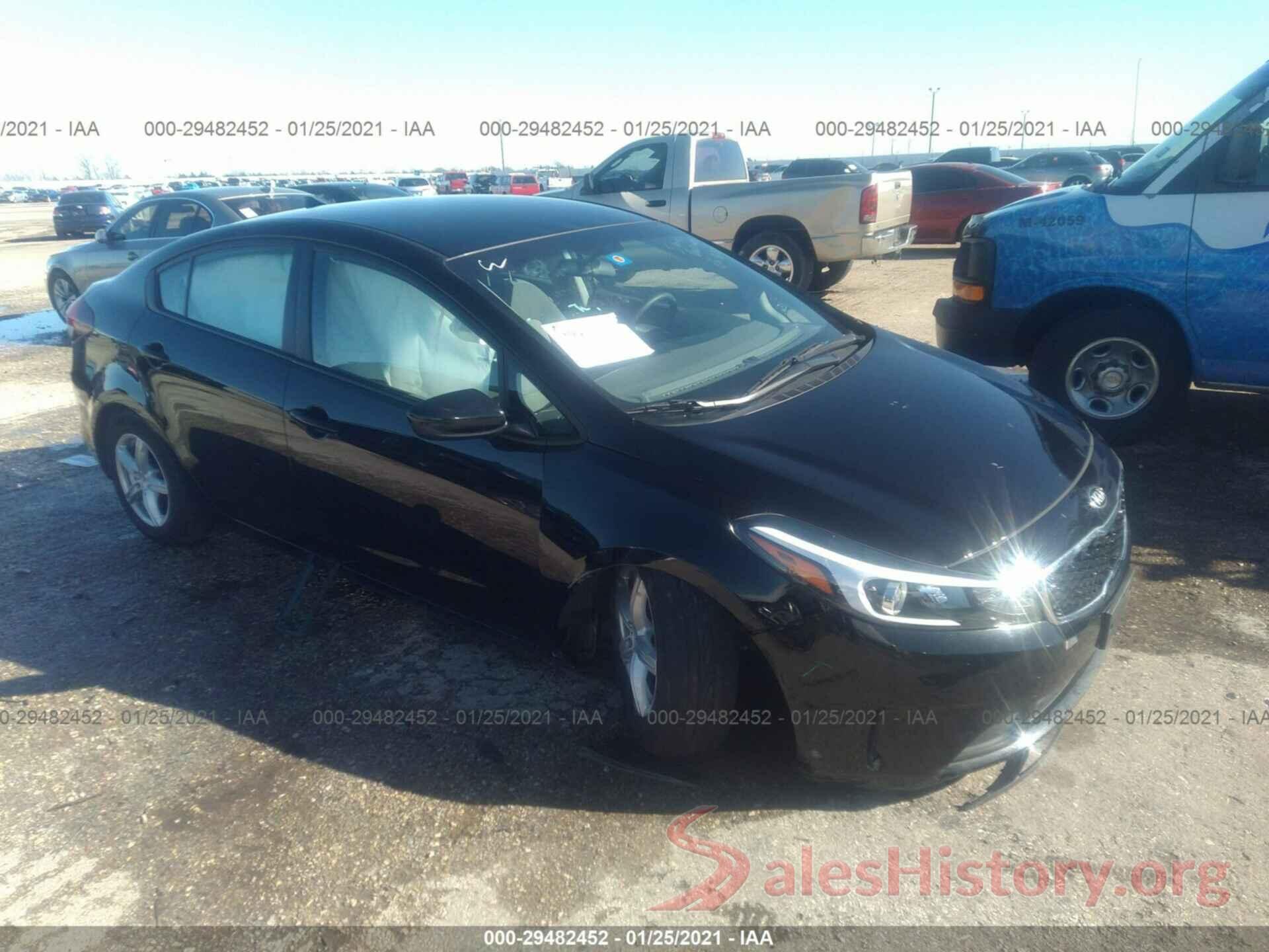 3KPFK4A77JE270830 2018 KIA FORTE