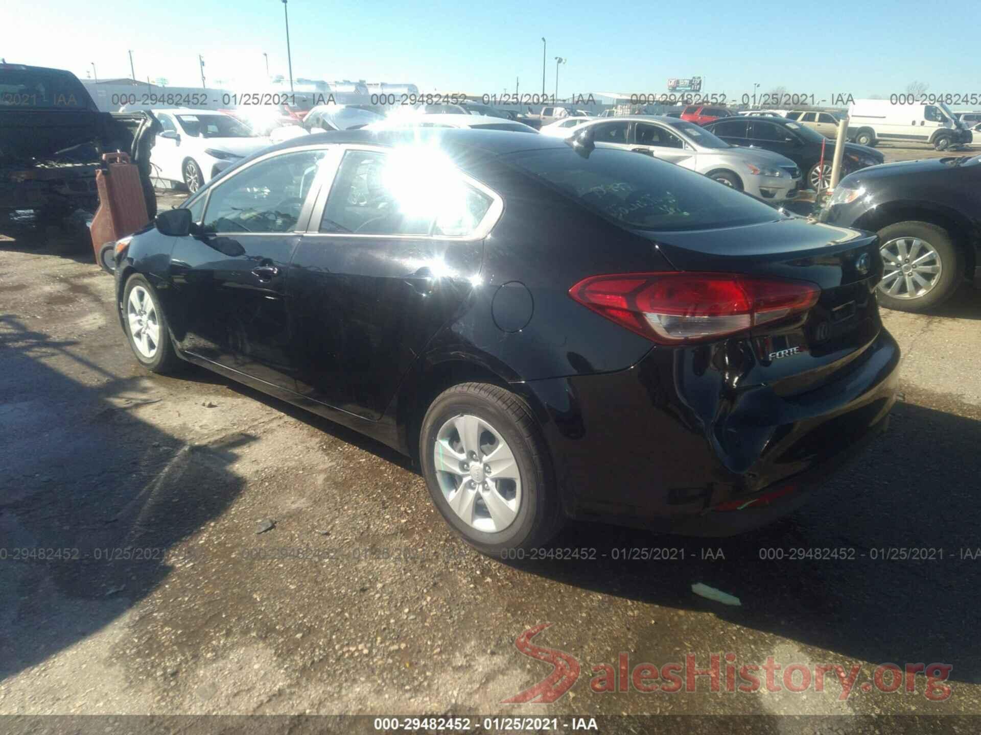 3KPFK4A77JE270830 2018 KIA FORTE