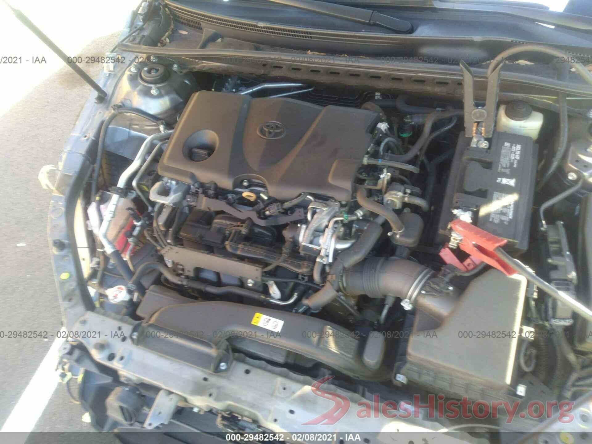 4T1B11HK5JU607583 2018 TOYOTA CAMRY