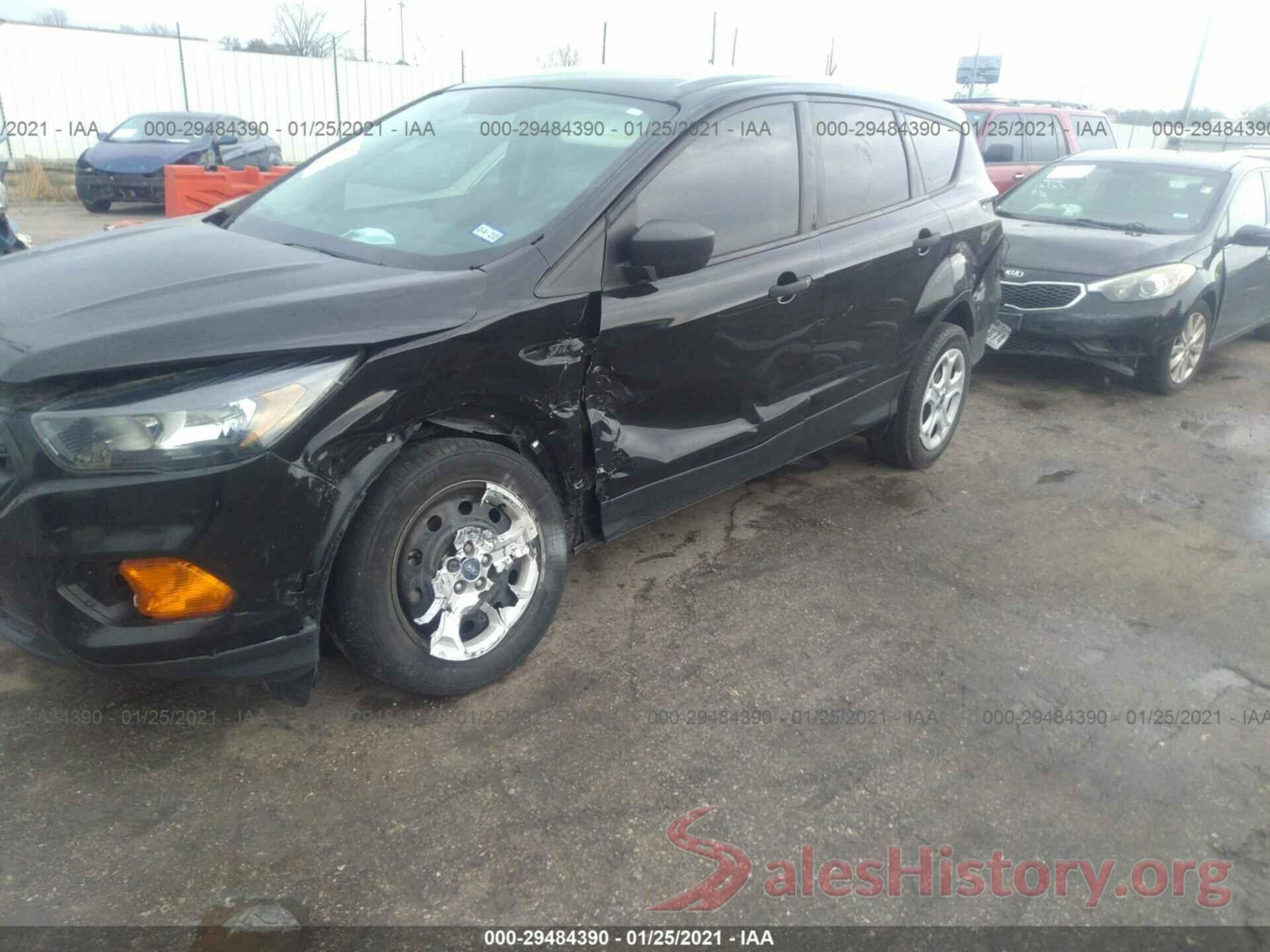 1FMCU0F77JUA83888 2018 FORD ESCAPE