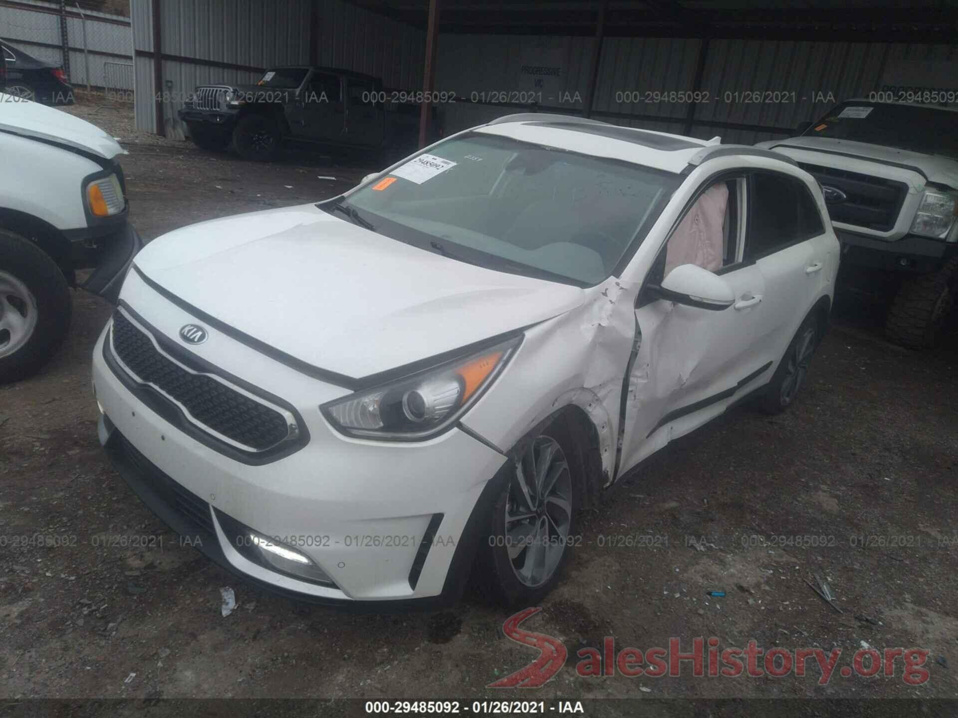 KNDCE3LCXH5047024 2017 KIA NIRO