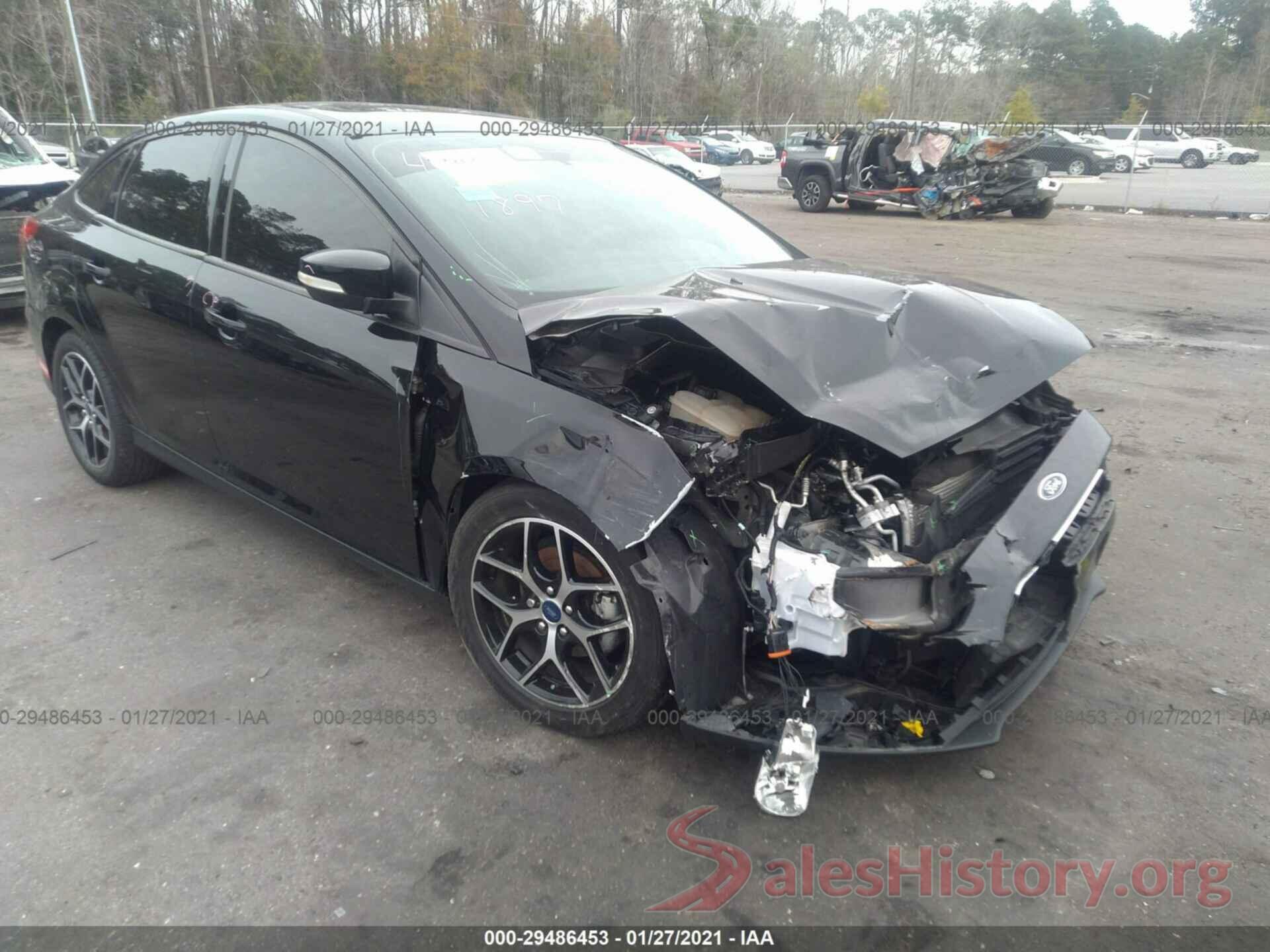 1FADP3H2XJL201897 2018 FORD FOCUS