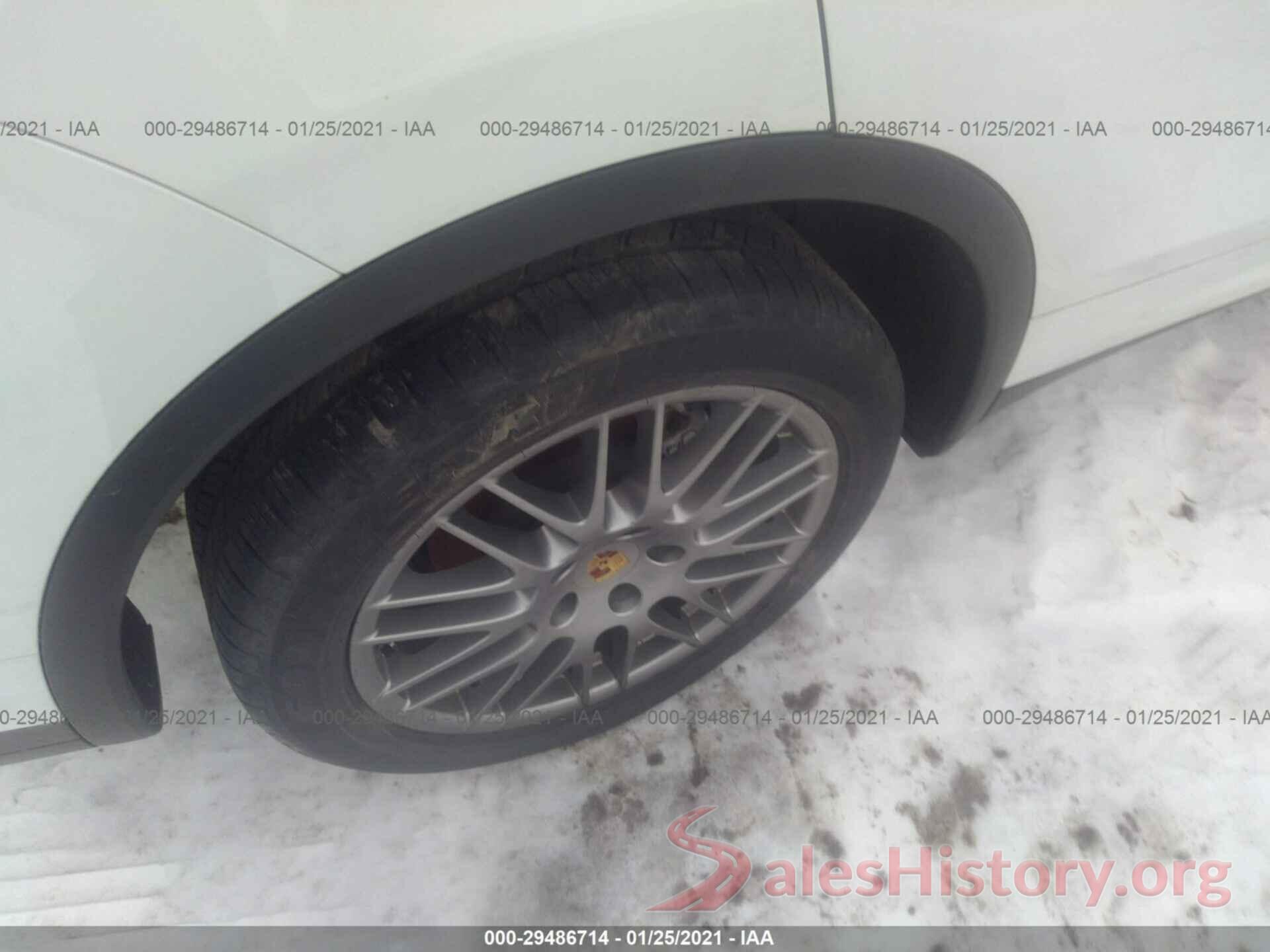 WP1AB2A26GLA92393 2016 PORSCHE CAYENNE