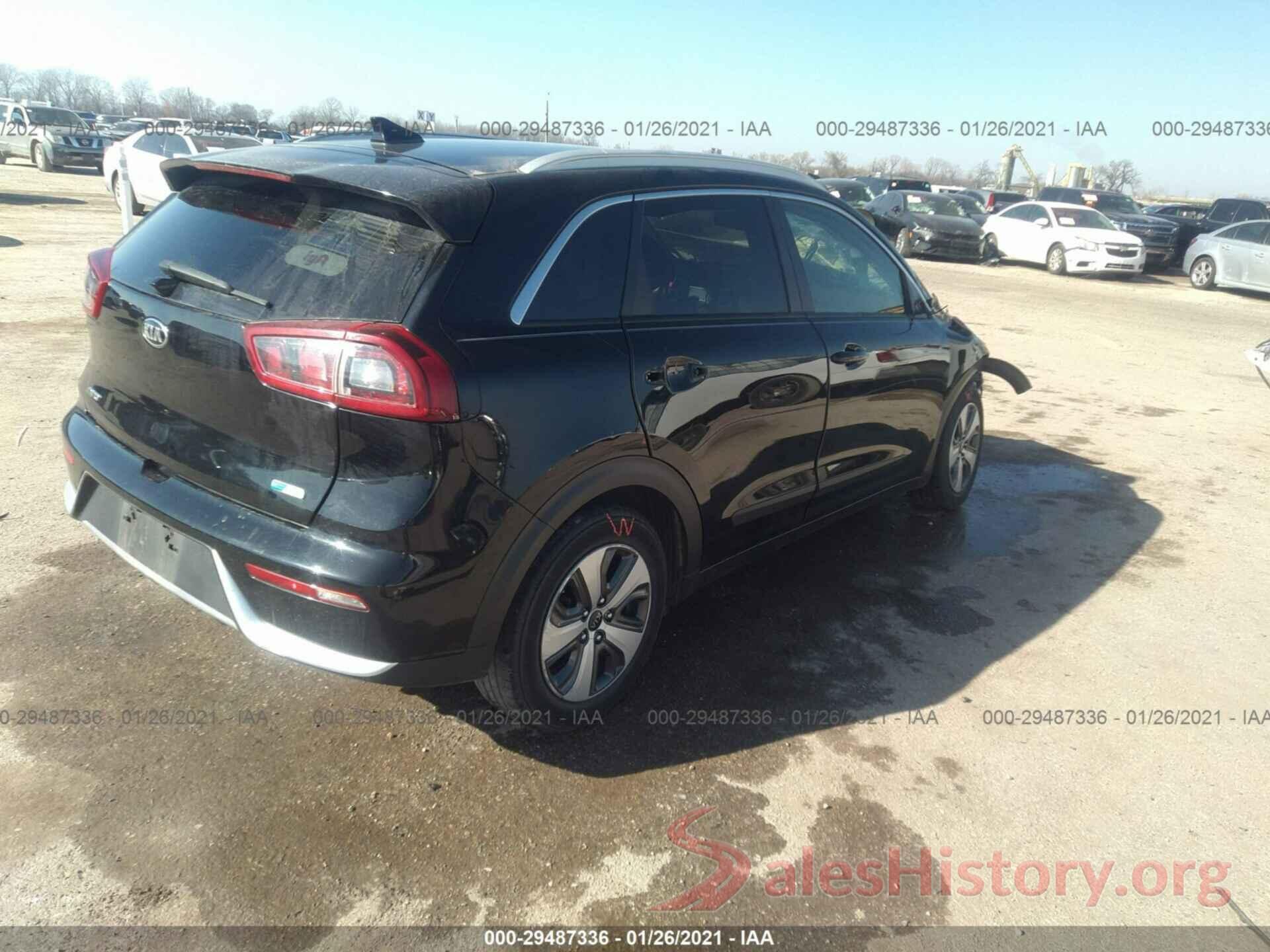 KNDCB3LC1J5154610 2018 KIA NIRO