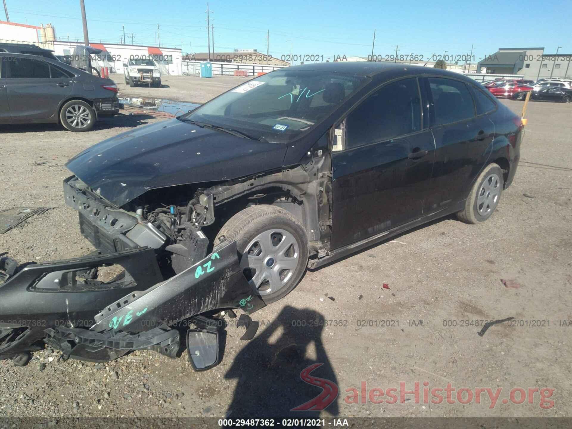 1FADP3E20JL259120 2018 FORD FOCUS