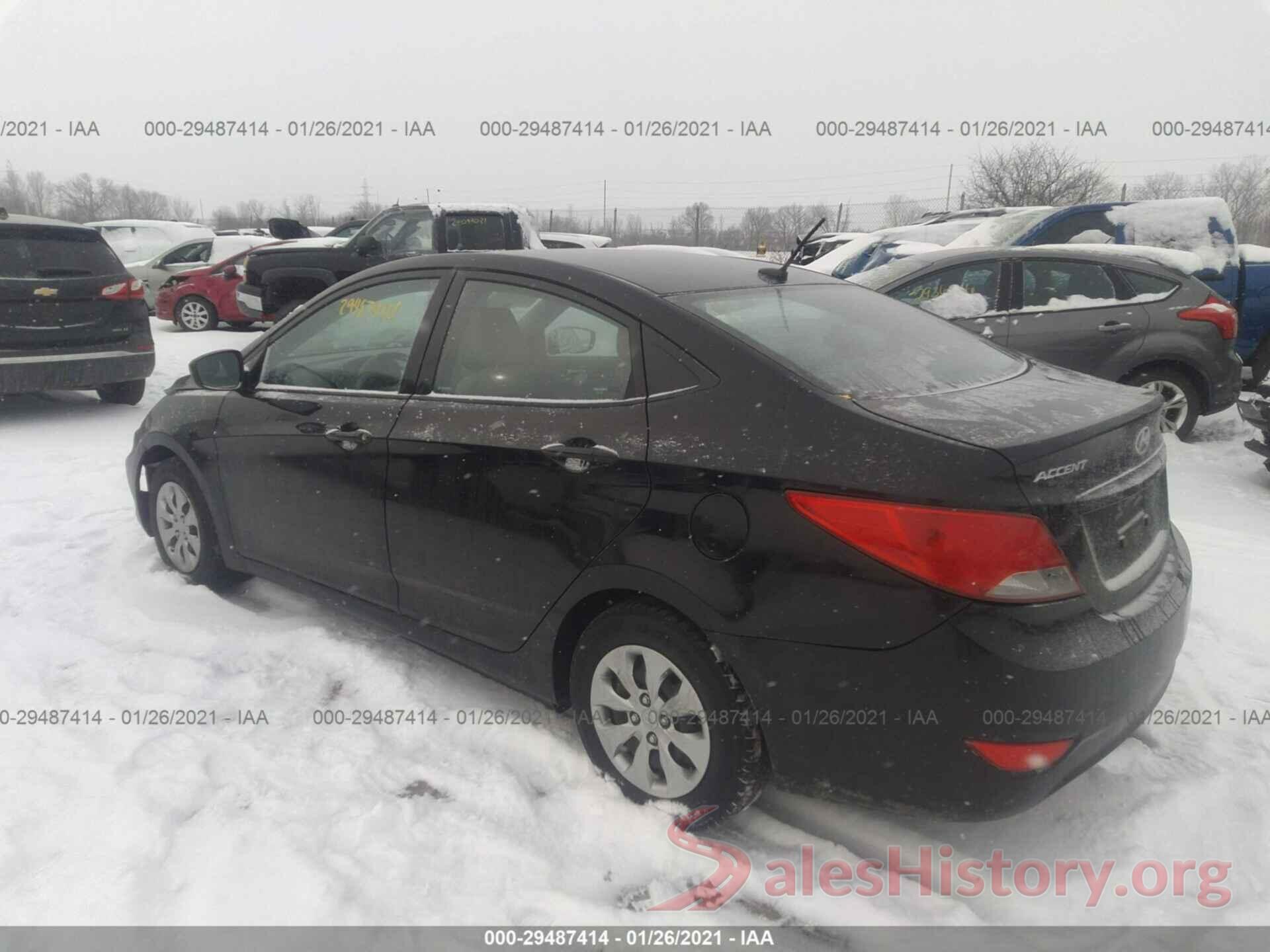 KMHCT4AE2HU338831 2017 HYUNDAI ACCENT