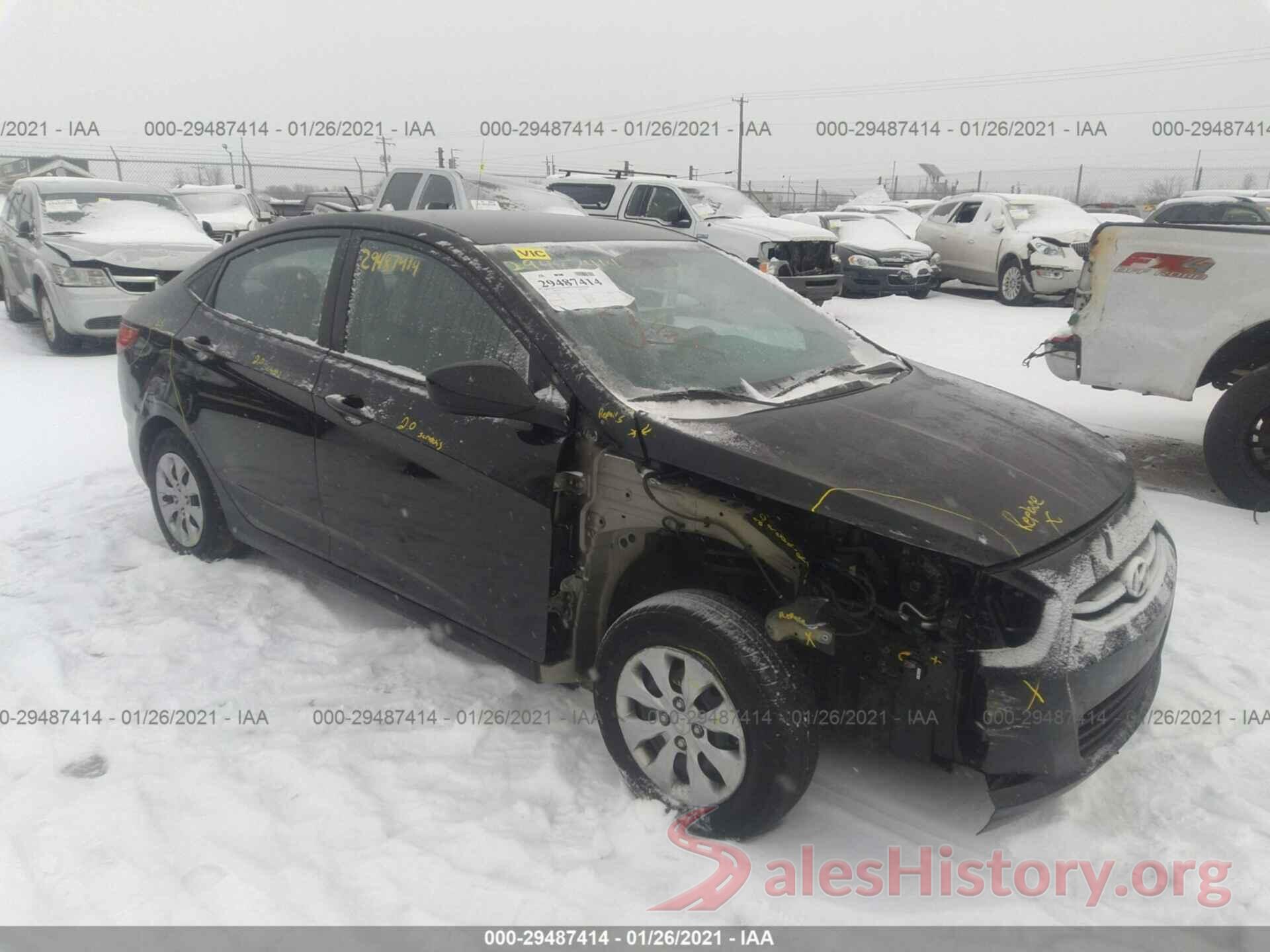 KMHCT4AE2HU338831 2017 HYUNDAI ACCENT