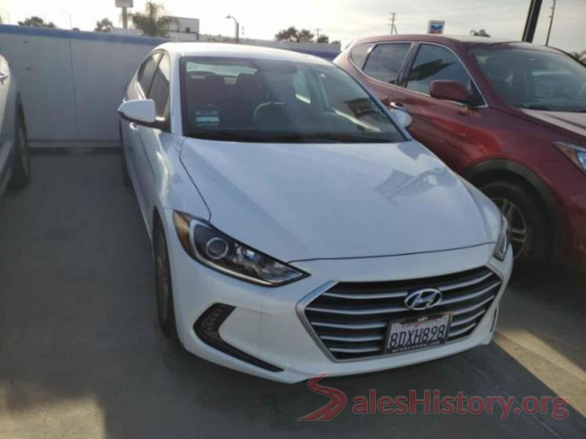 5NPD84LF1JH327609 2018 HYUNDAI ELANTRA