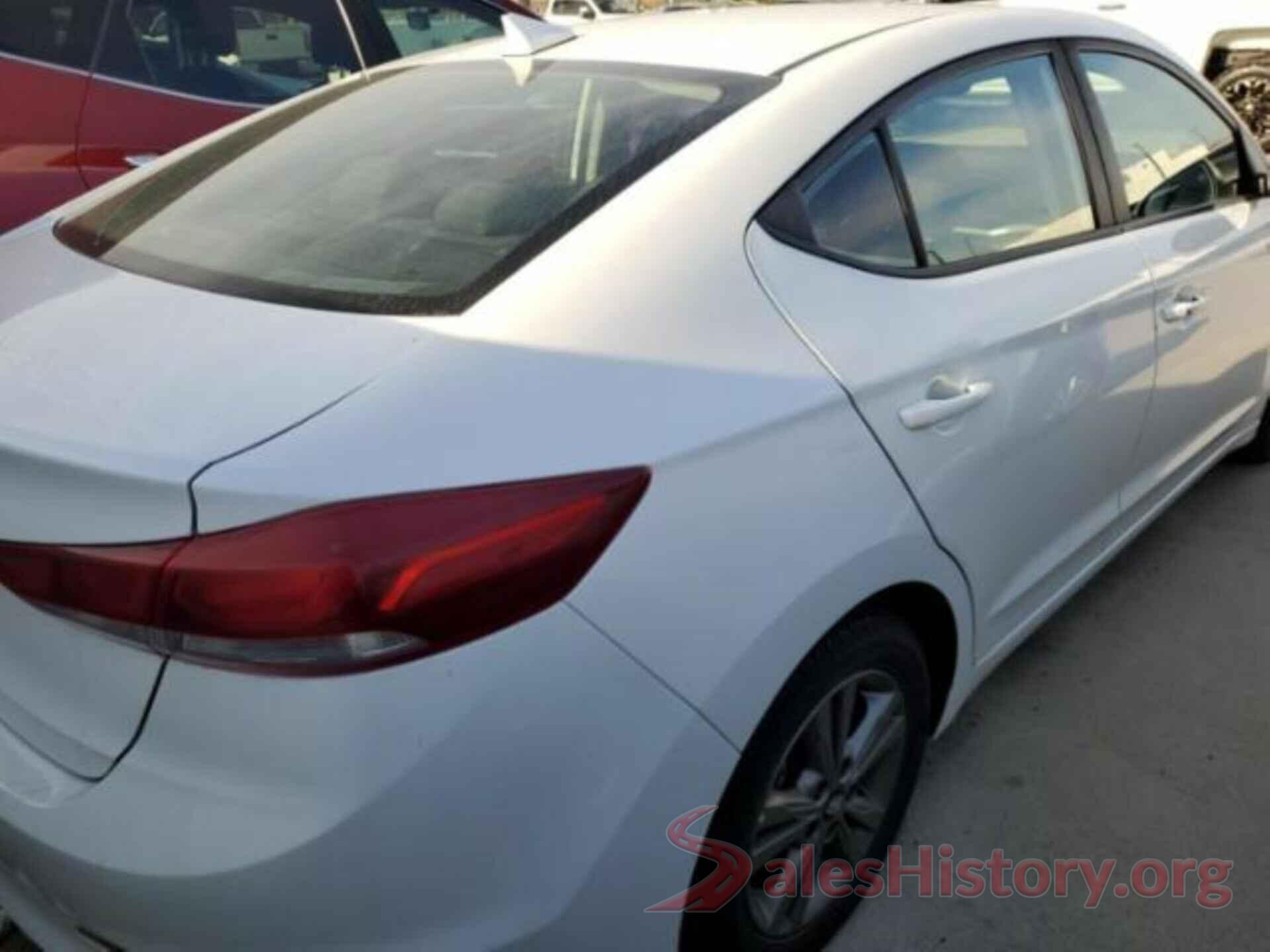 5NPD84LF1JH327609 2018 HYUNDAI ELANTRA