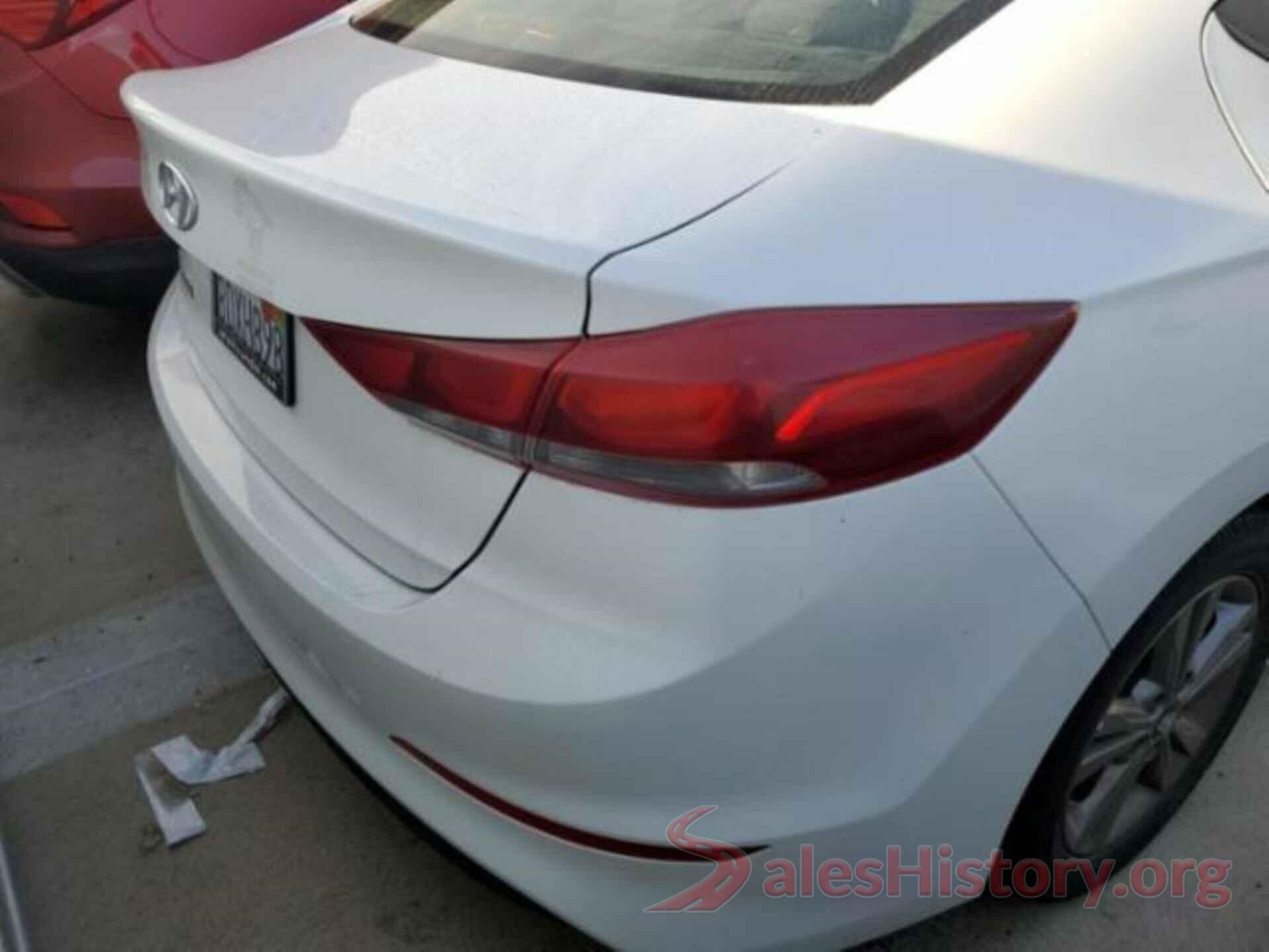 5NPD84LF1JH327609 2018 HYUNDAI ELANTRA