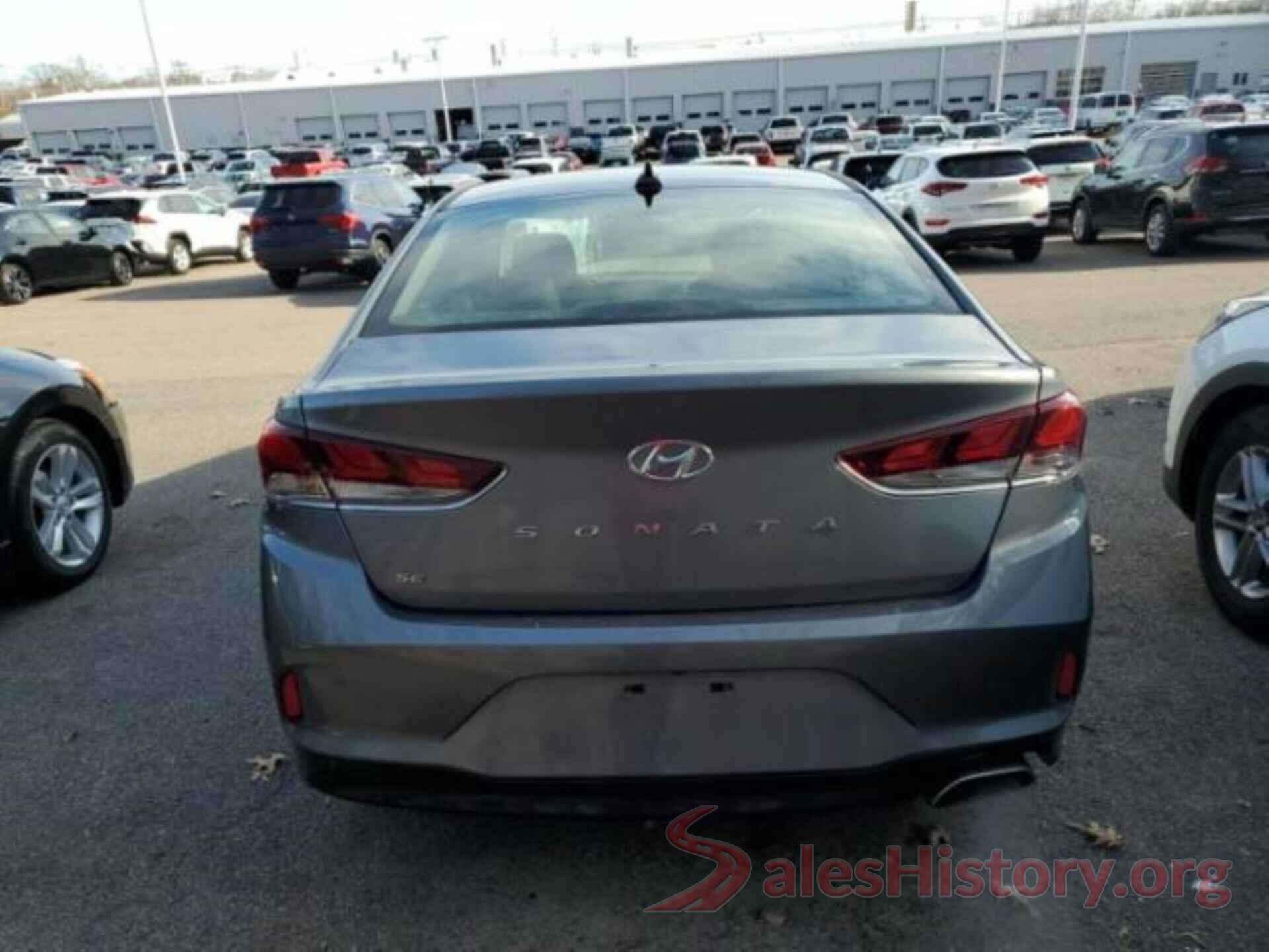 5NPE24AF0JH678813 2018 HYUNDAI SONATA