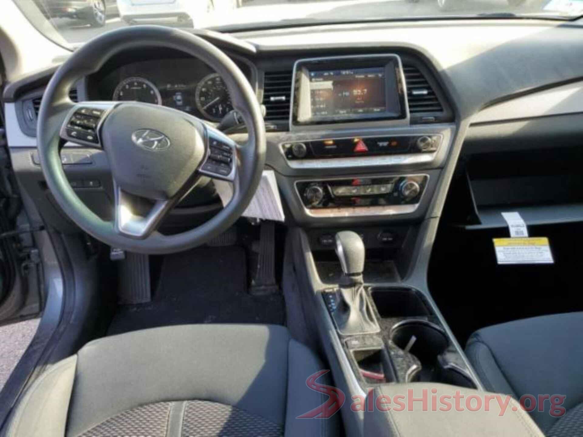 5NPE24AF0JH678813 2018 HYUNDAI SONATA