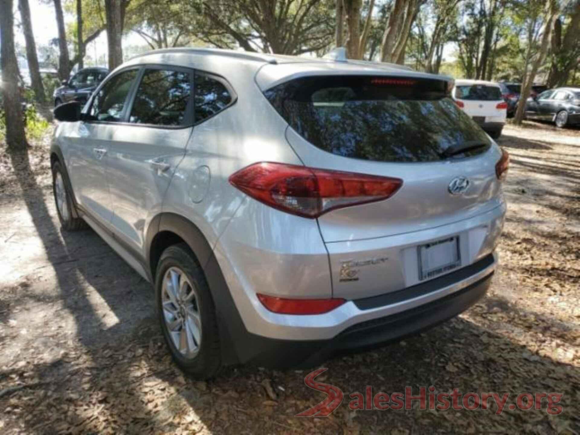 KM8J33A40JU611943 2018 HYUNDAI TUCSON