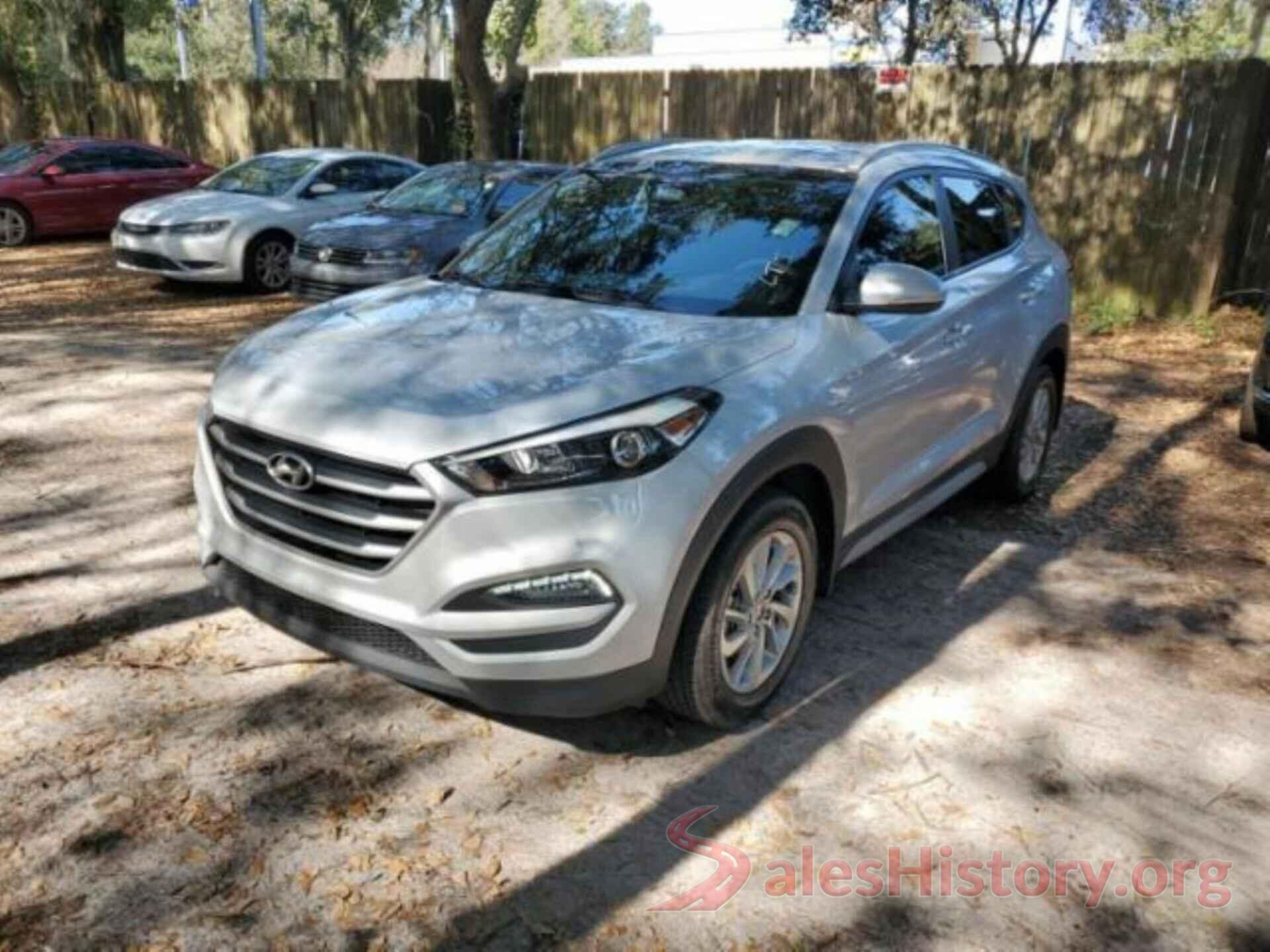 KM8J33A40JU611943 2018 HYUNDAI TUCSON