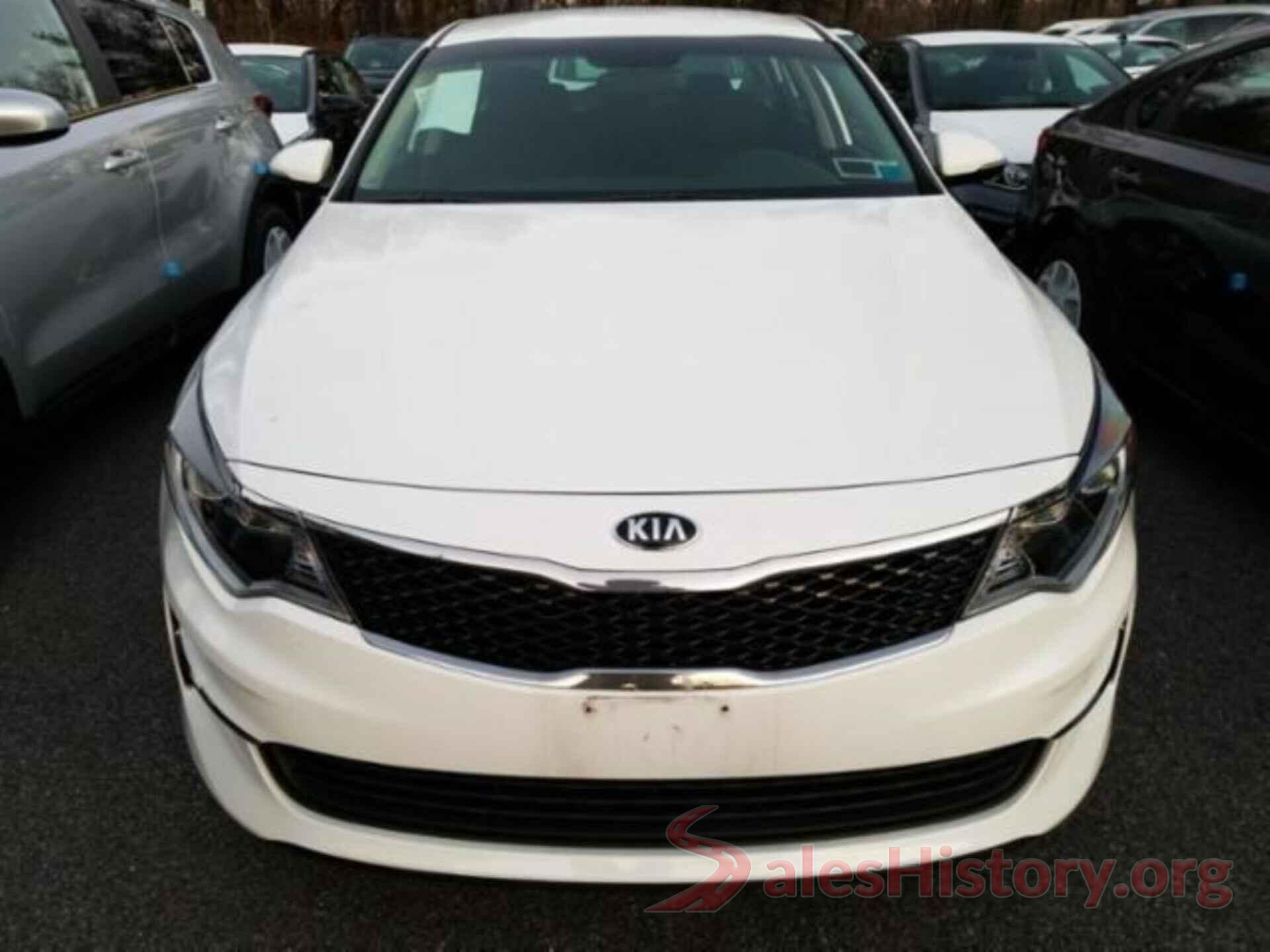 5XXGT4L30JG257050 2018 KIA OPTIMA